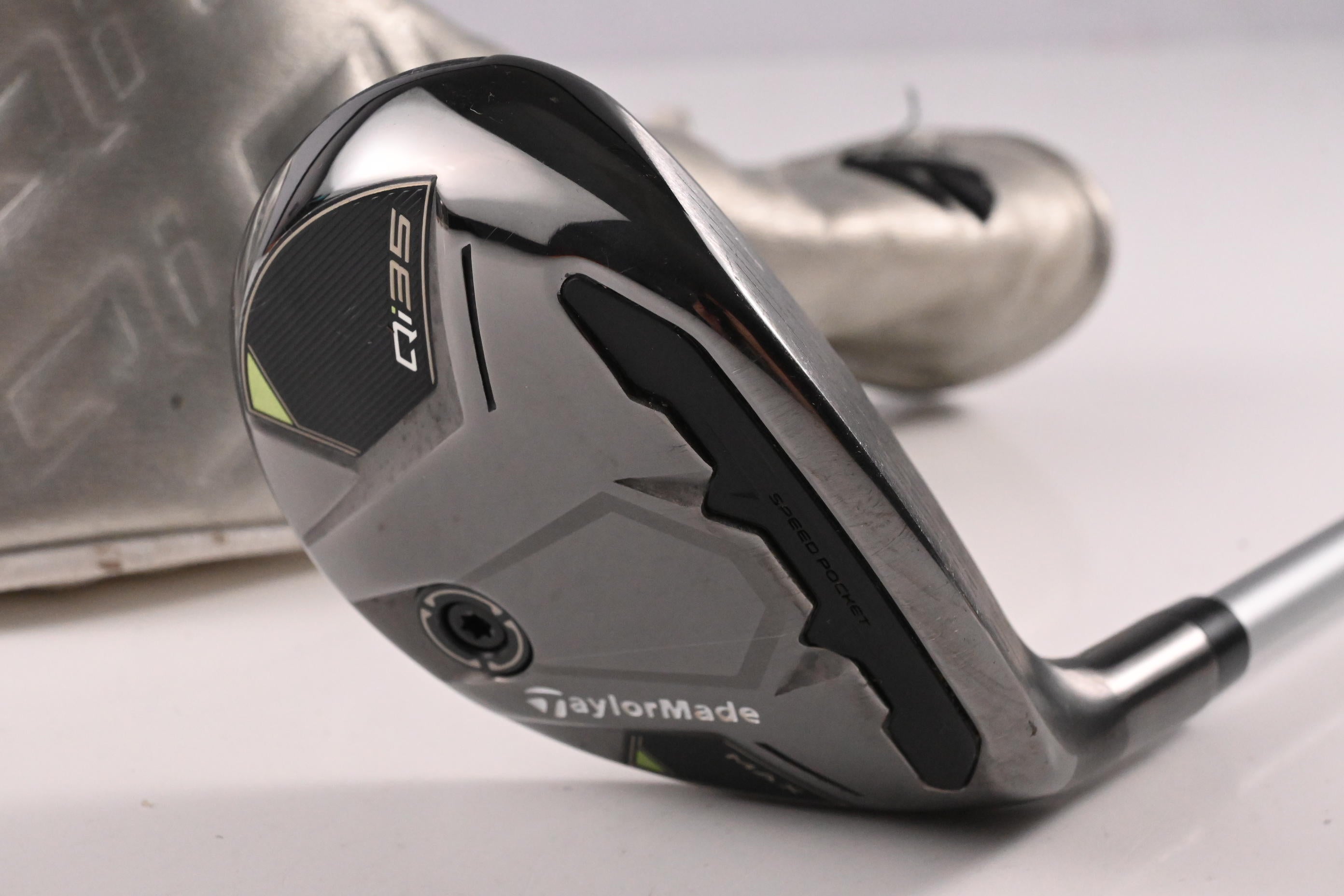 Ladies Taylormade Qi35 Max Lite #7 Hybrid / 35 Degree / Ladies Flex Speeder NX