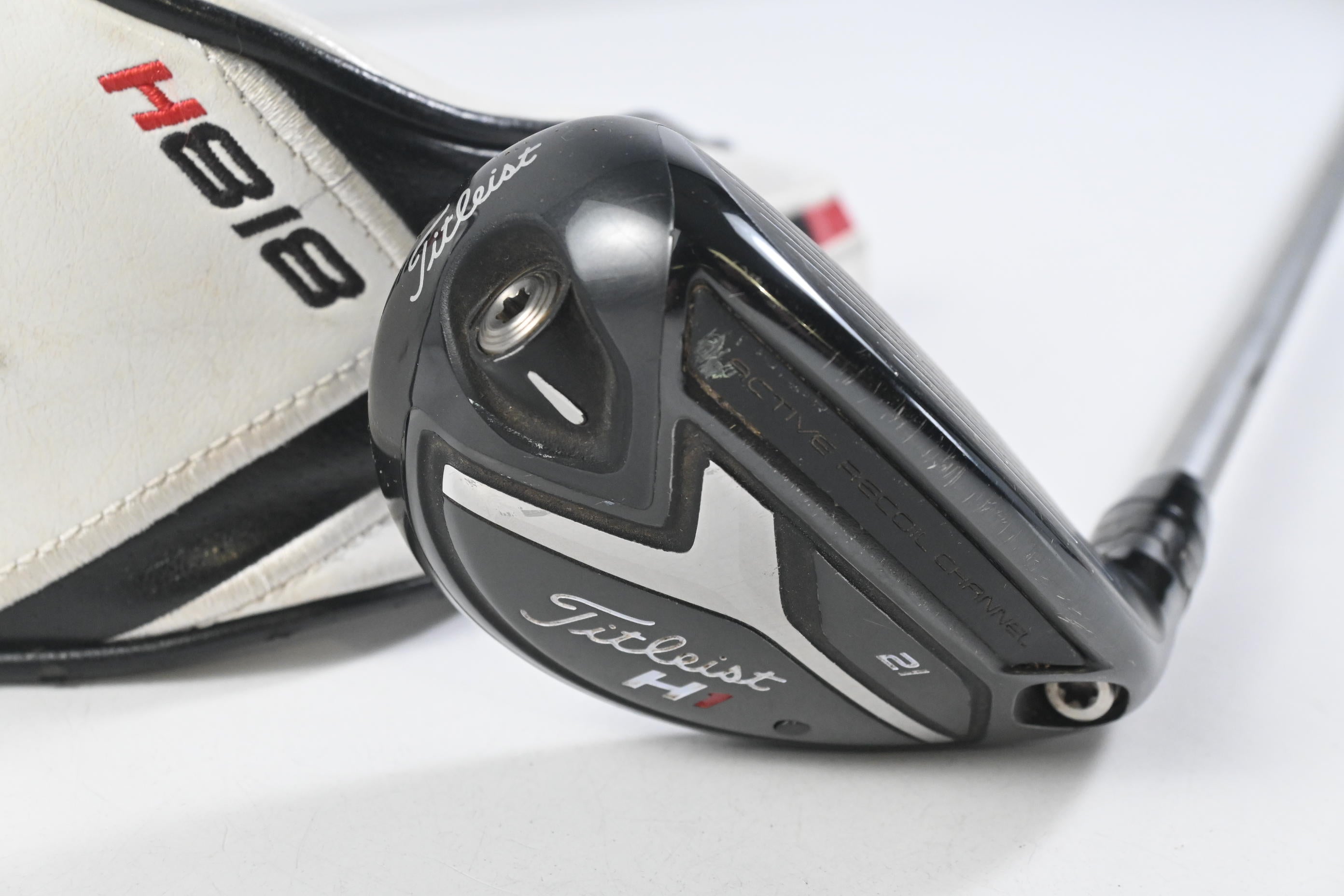 Titleist 818 H1 #3 Hybrid / 21 Degree / Regular Flex Diamana M+60 Shaft