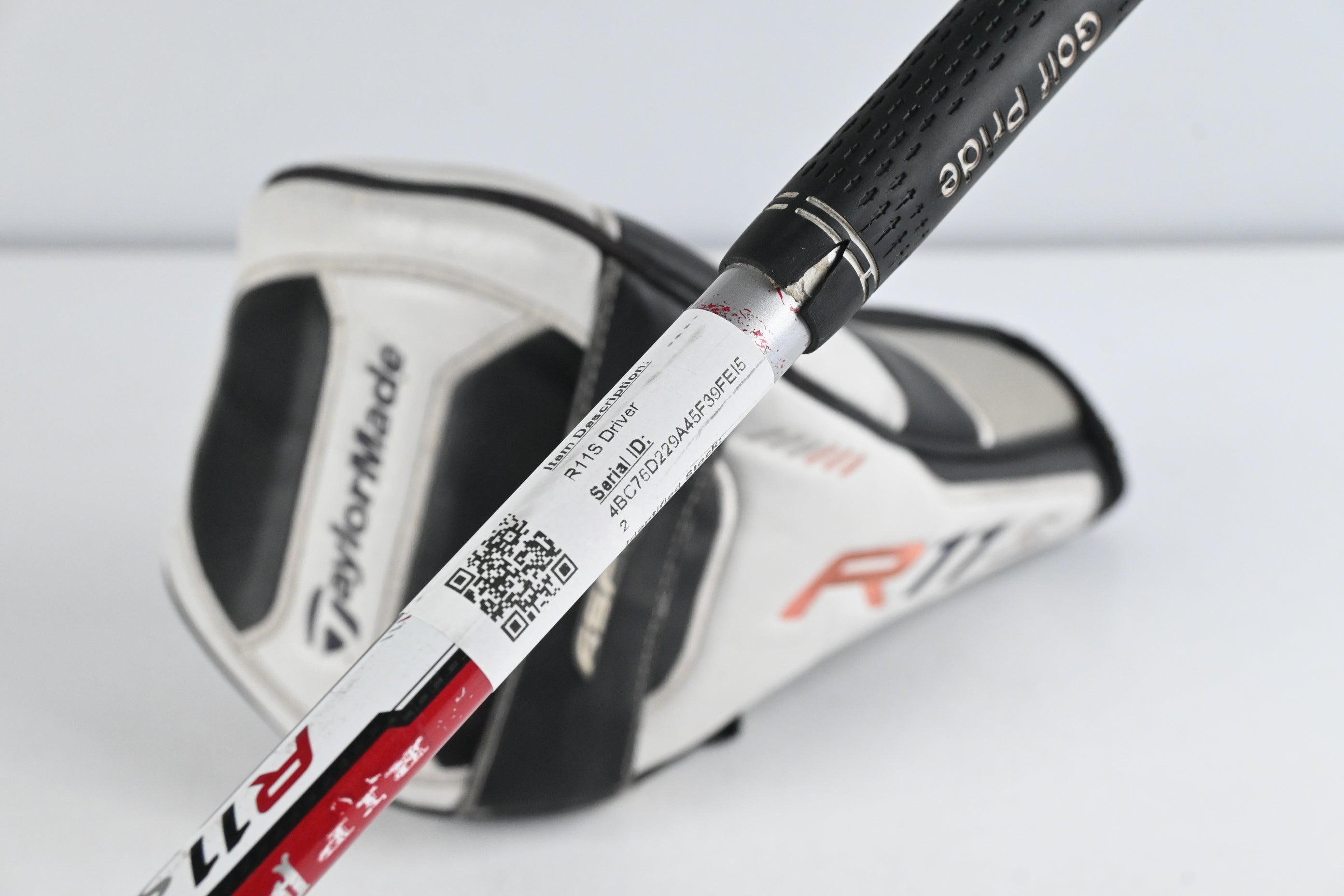 Taylormade R11S Driver / 9 Degree / Regular Flex Aldila RIP Phenom 60 Shaft