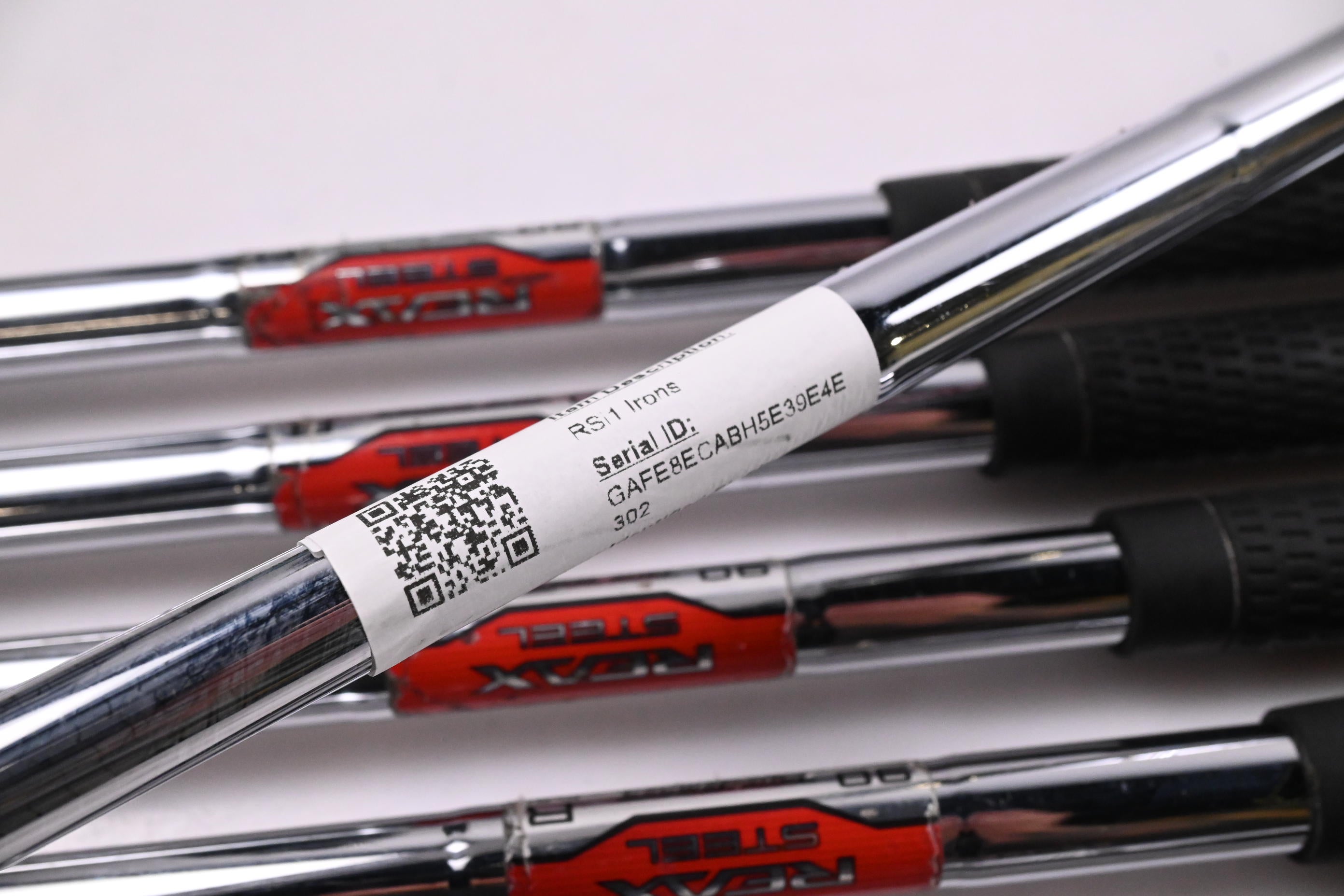 Taylormade RSi1 Irons / 5-PW / Regular Flex Reax 90 Shafts