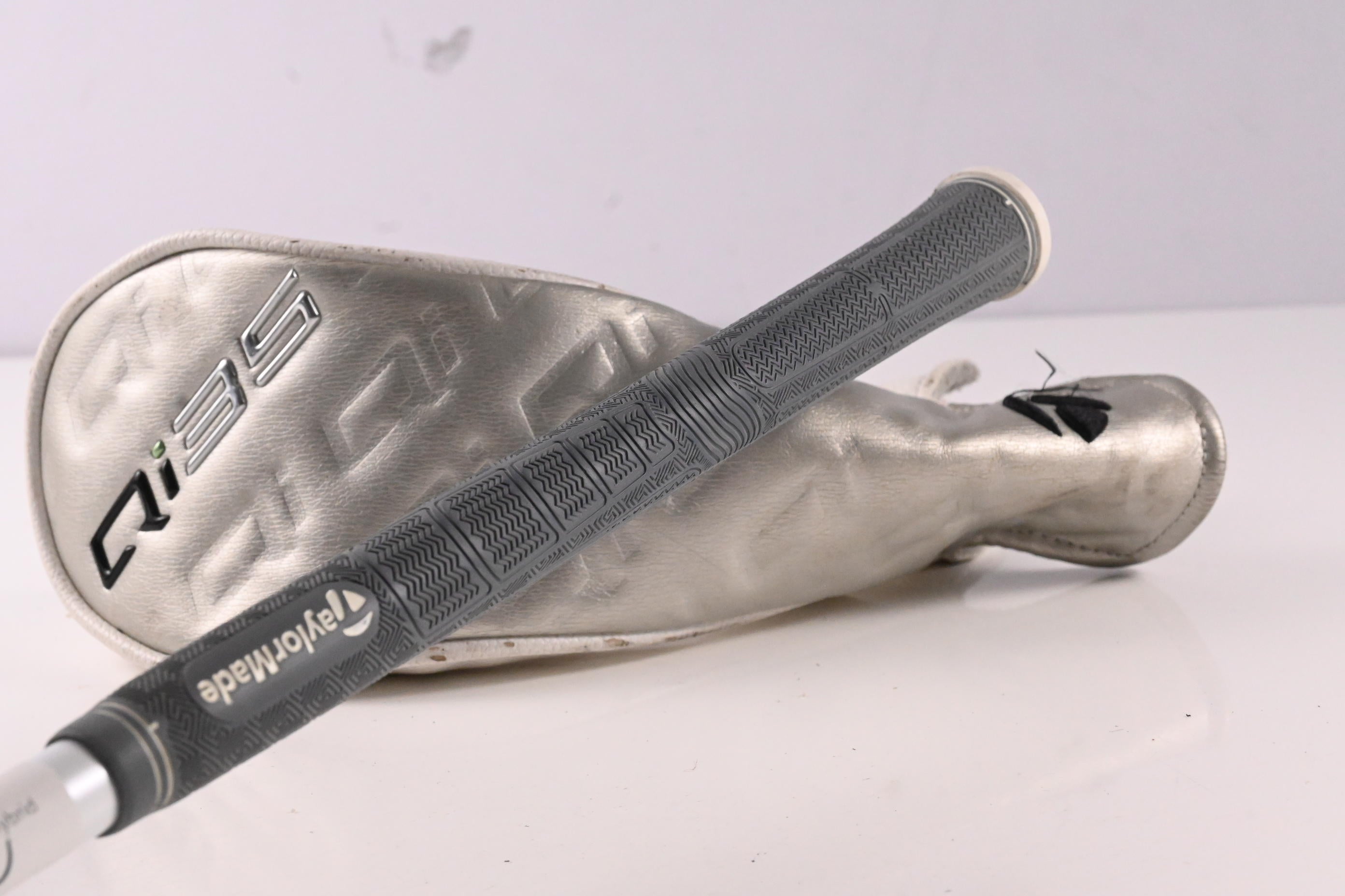 Ladies Taylormade Qi35 Max Lite #7 Hybrid / 35 Degree / Ladies Flex Speeder NX