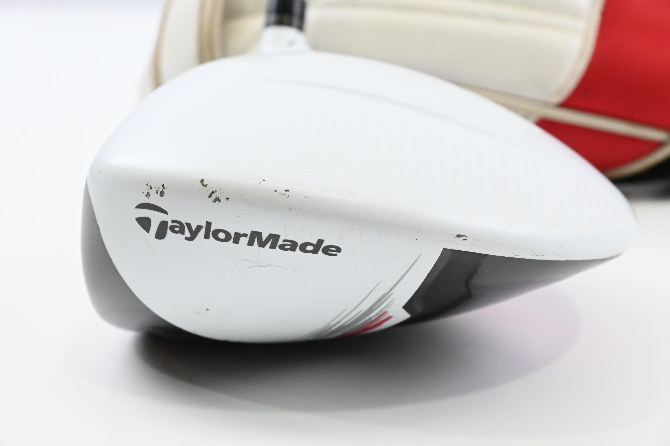 Left Hand Taylormade Aeroburner Driver / 10.5 Degree / Regular Flex Matrix Speed