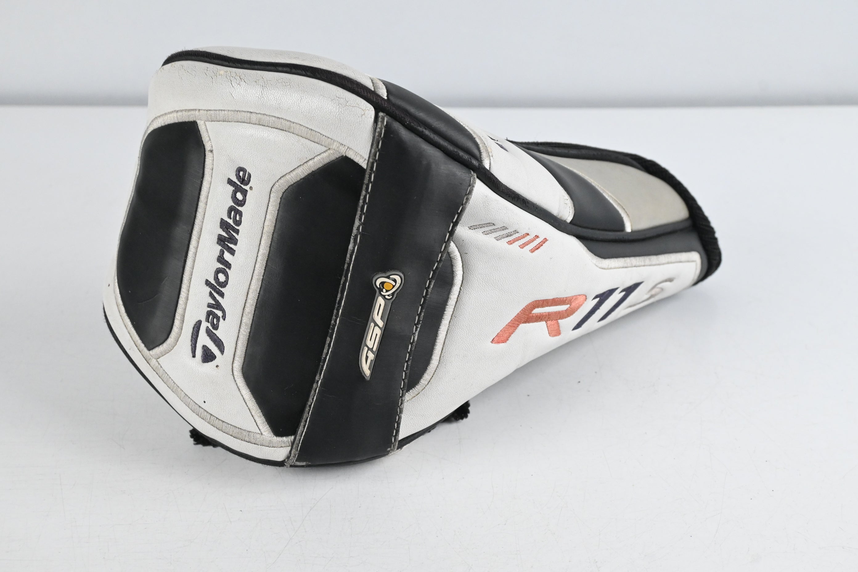 Taylormade R11S Driver / 9 Degree / Regular Flex Aldila RIP Phenom 60 Shaft