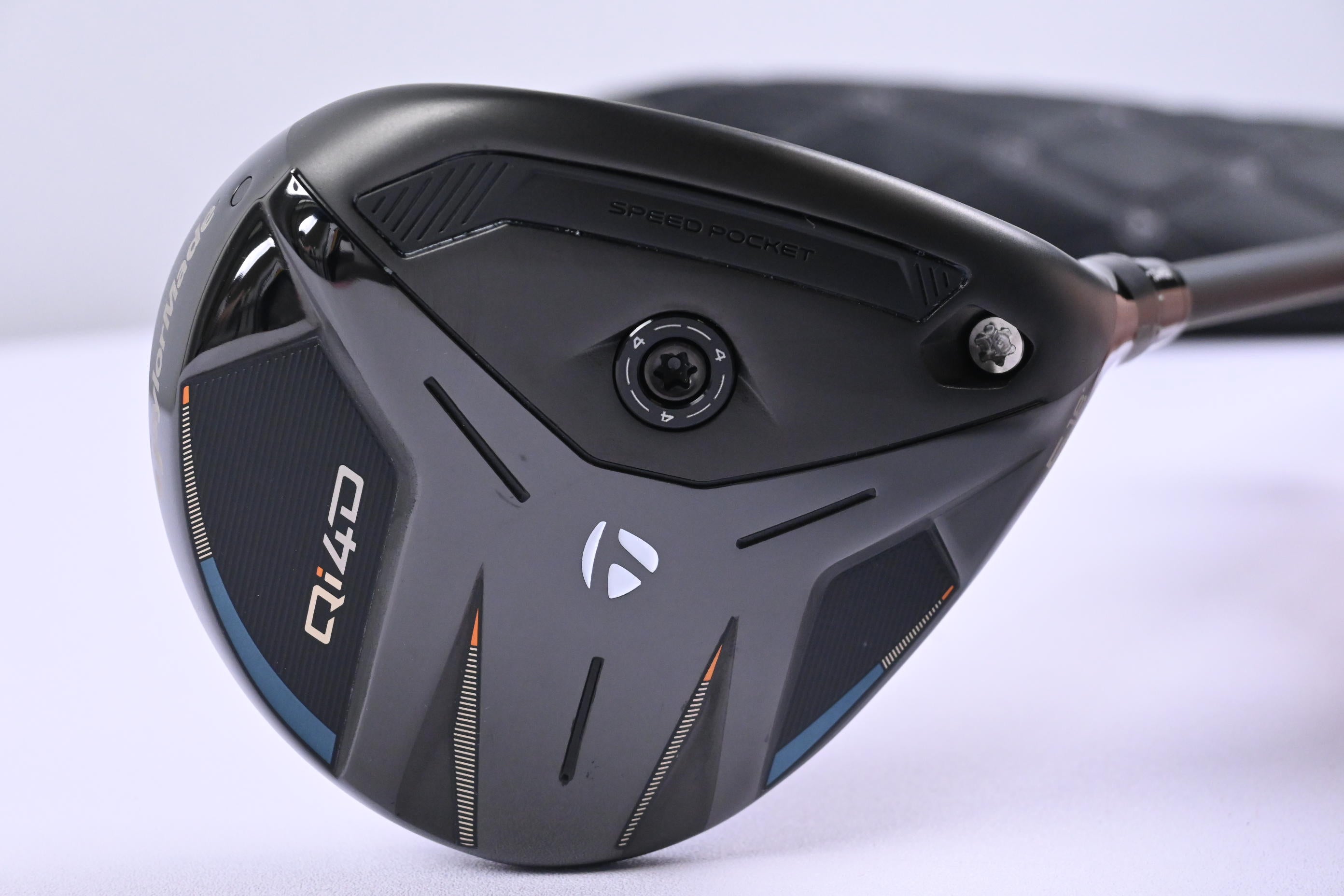 Taylormade Qi4D #5 Wood / 18 Degree / X-Flex REAX 75 Shaft