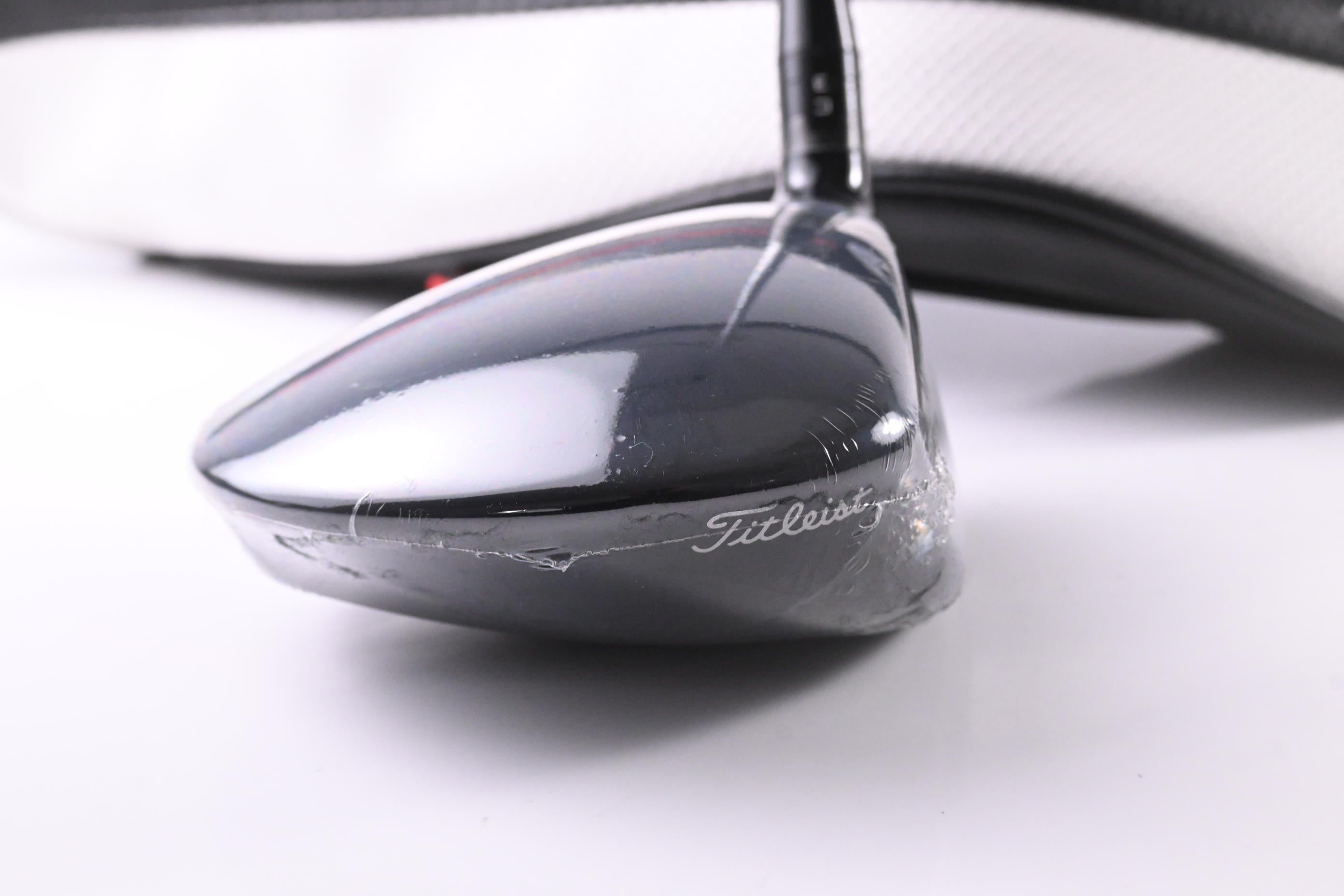 Titleist GT1 Driver / 10 Degree / Regular Flex Fujikura Air Speeder 40 Shaft