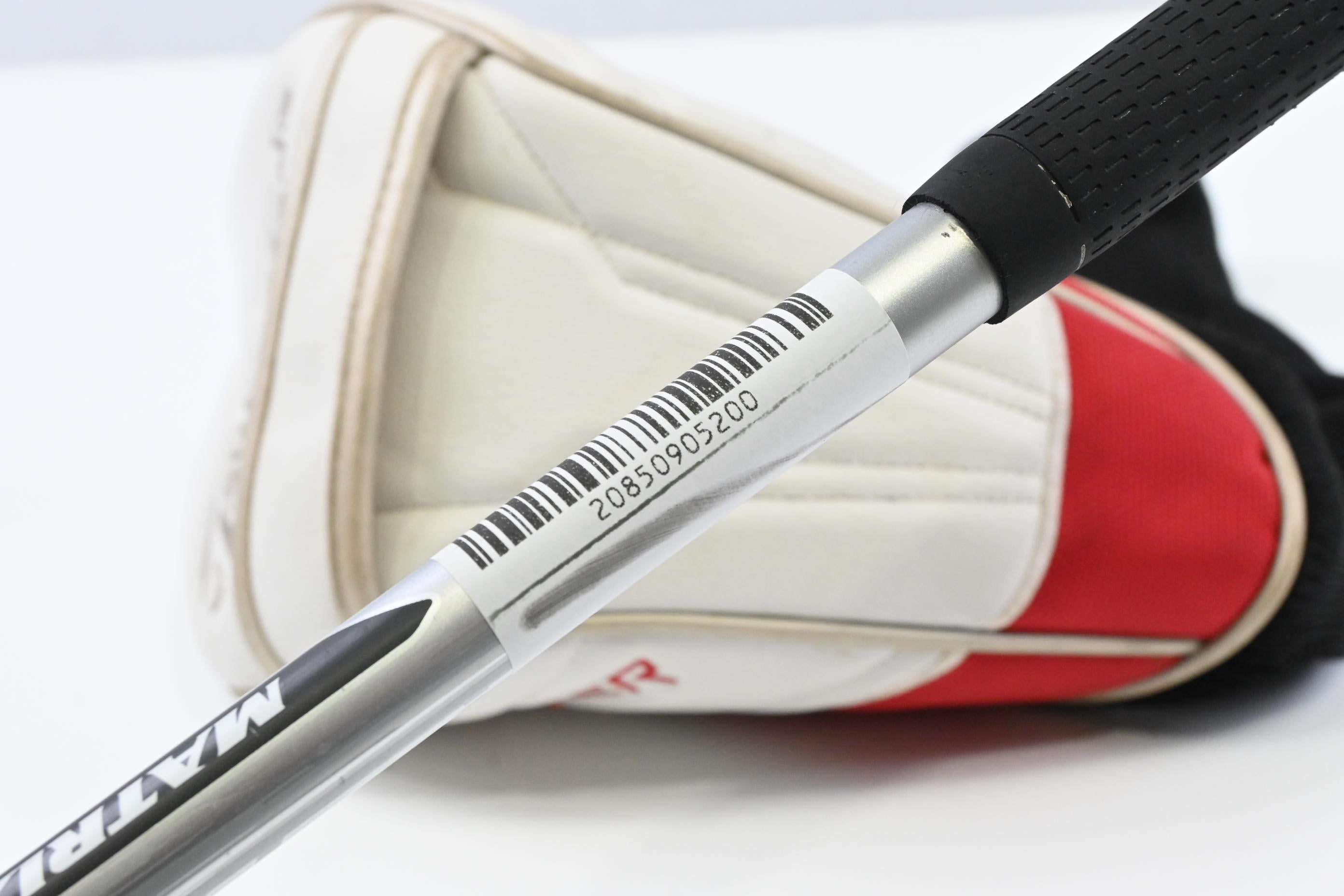 Left Hand Taylormade Aeroburner Driver / 10.5 Degree / Regular Flex Matrix Speed