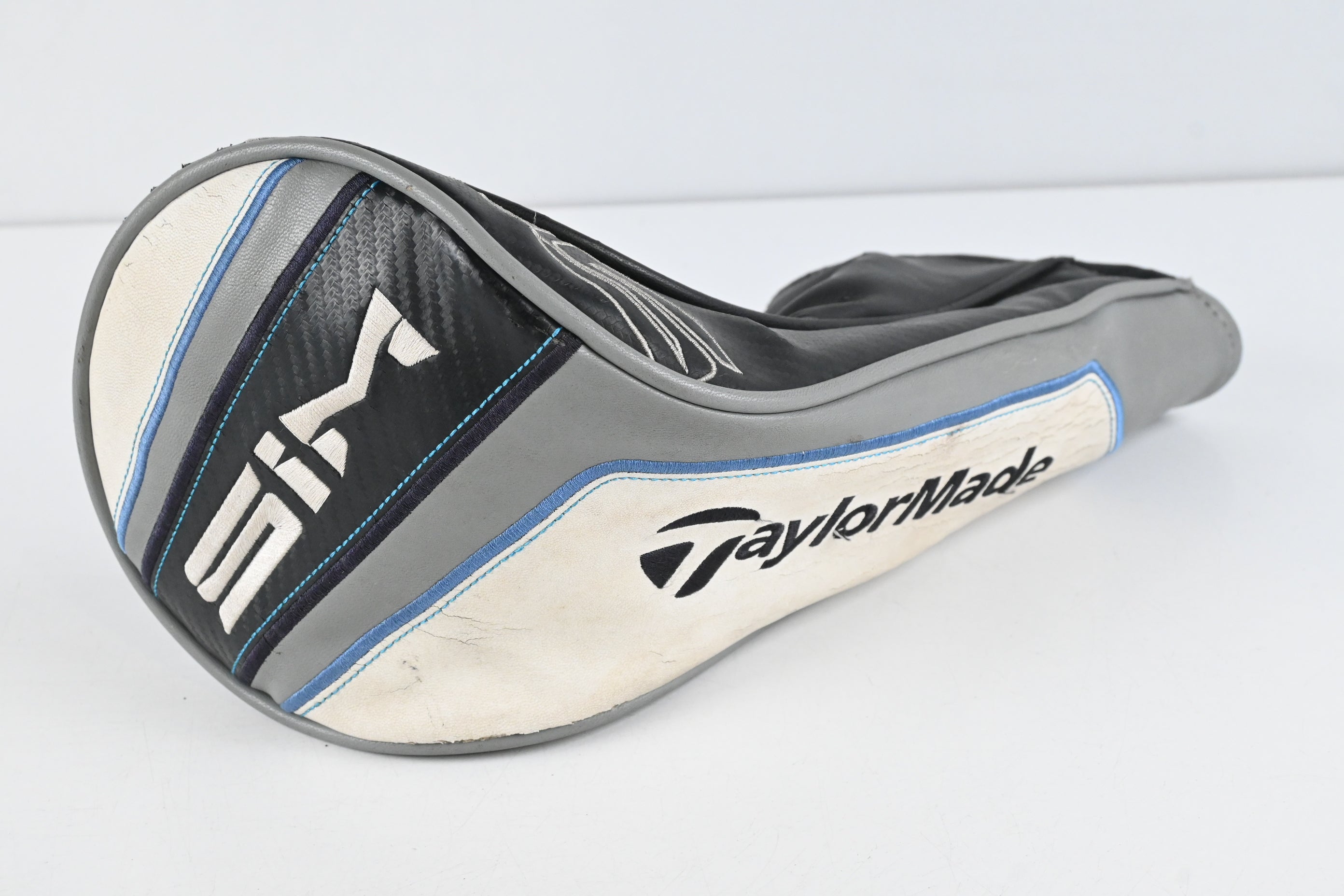 Taylormade SIM Max Driver / 10.5 Degree / Regular Flex Ventus Red 5 Shaft