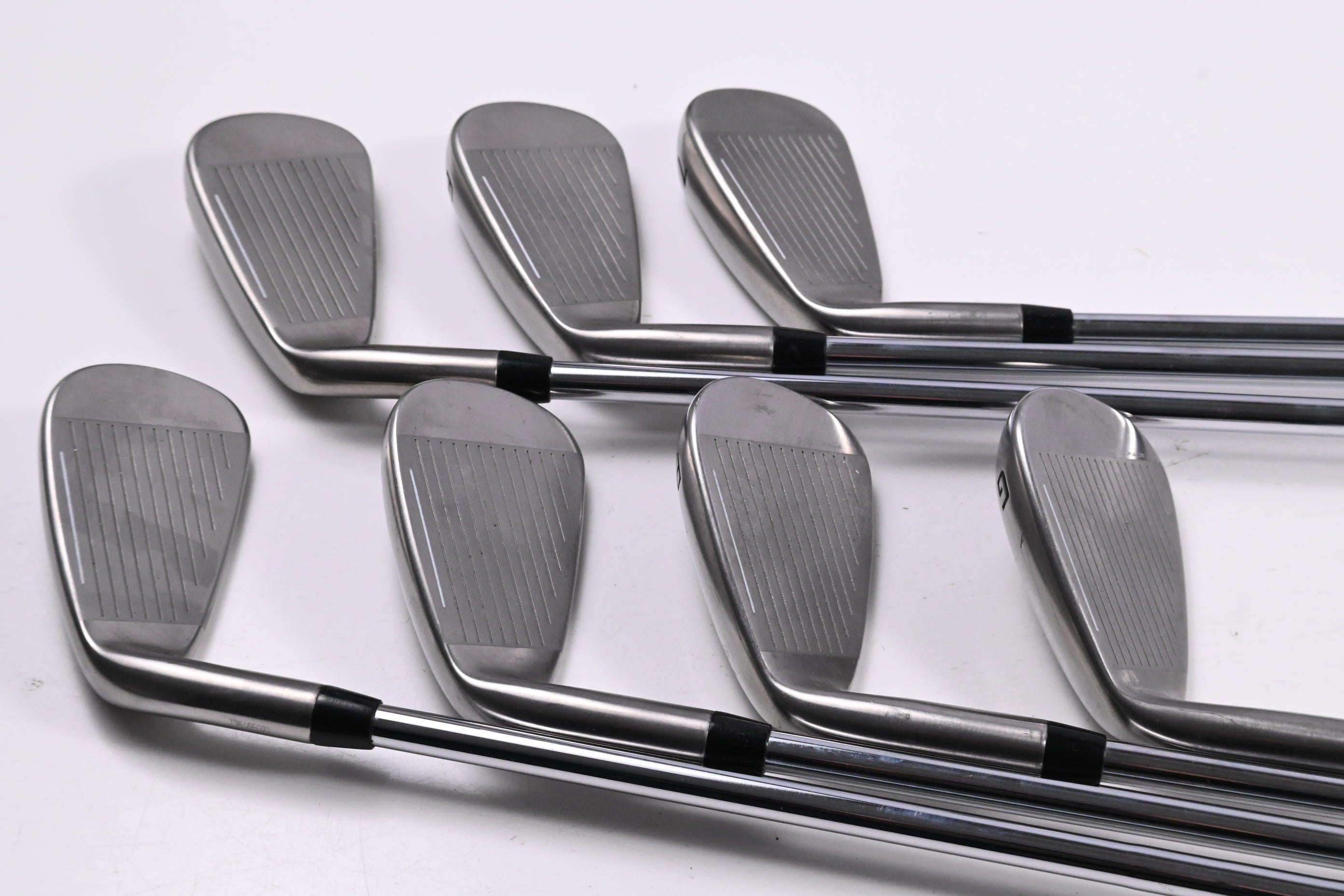 Cobra DS-Adapt Irons / 5-PW+GW / Regular Flex KBS Tour Lite Shafts