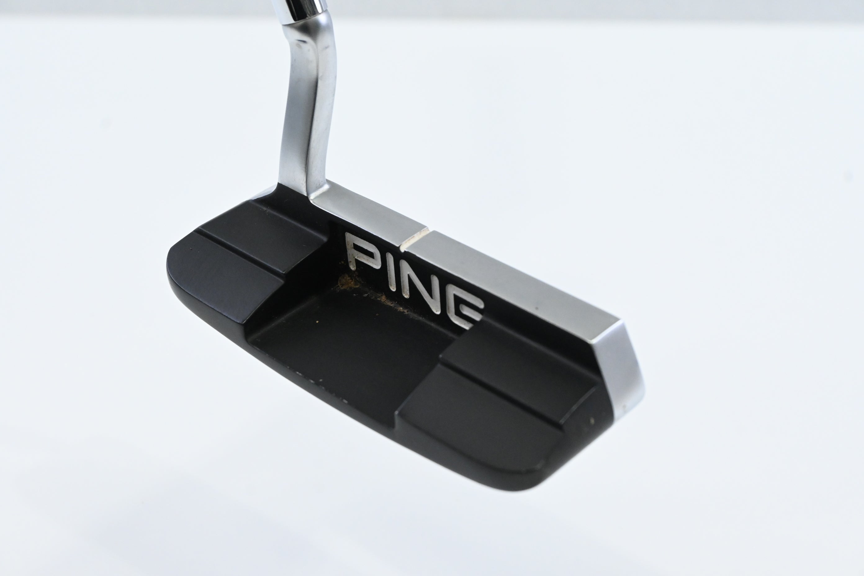 Ping Kushin 4 2023 Putter / 36 Inch