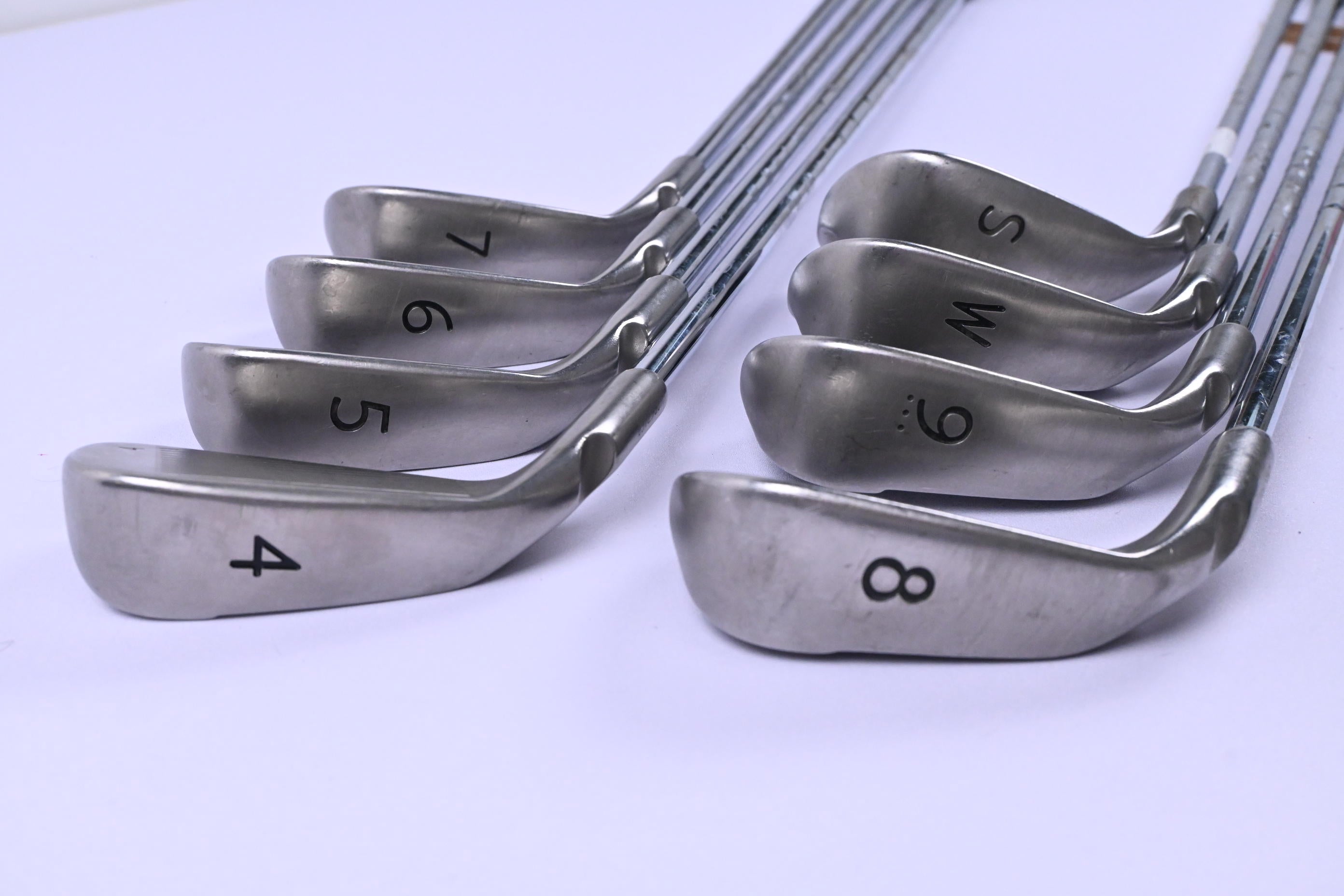 Ping G20 Irons / 4-PW+SW / Black Dot / Regular Flex Ping CFS Shafts
