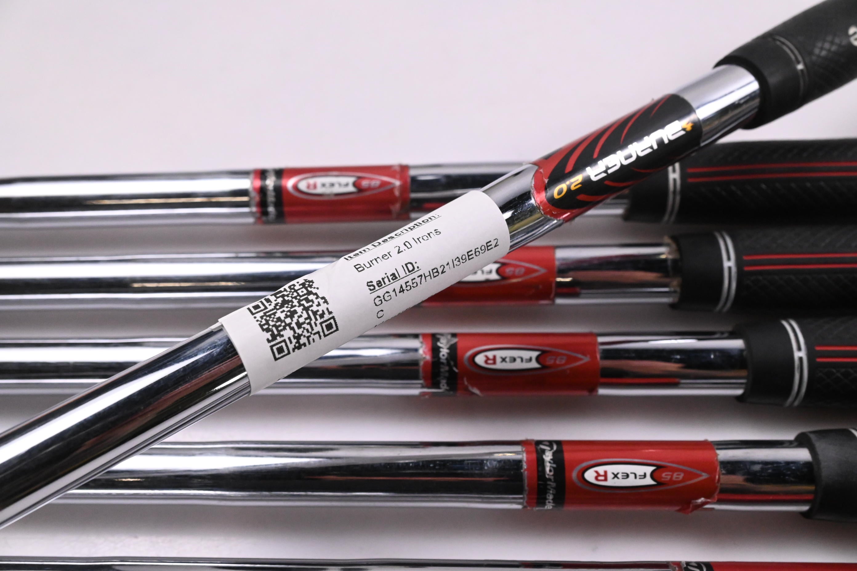 Taylormade Burner 2.0 Irons / 4-PW / Regular Flex Taylormade 85 Shafts