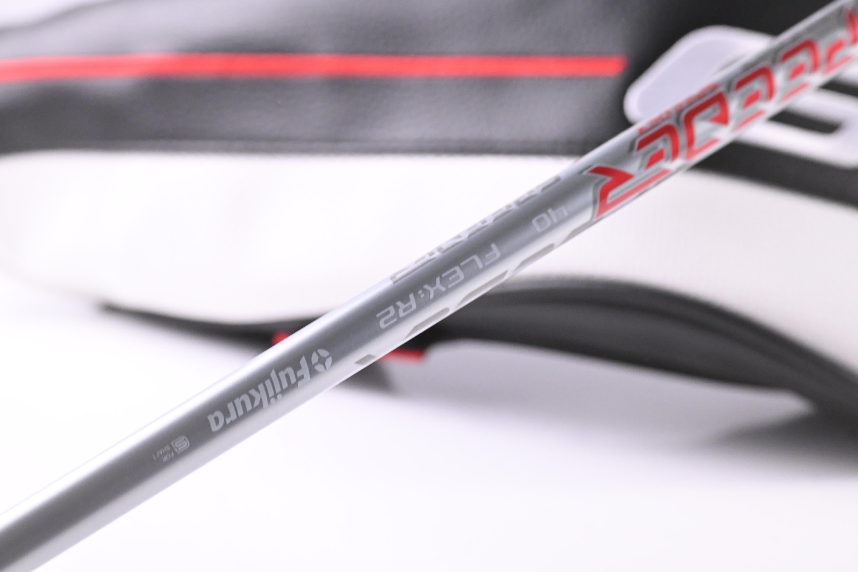 Titleist GT1 Driver / 10 Degree / Regular Flex Fujikura Air Speeder 40 Shaft