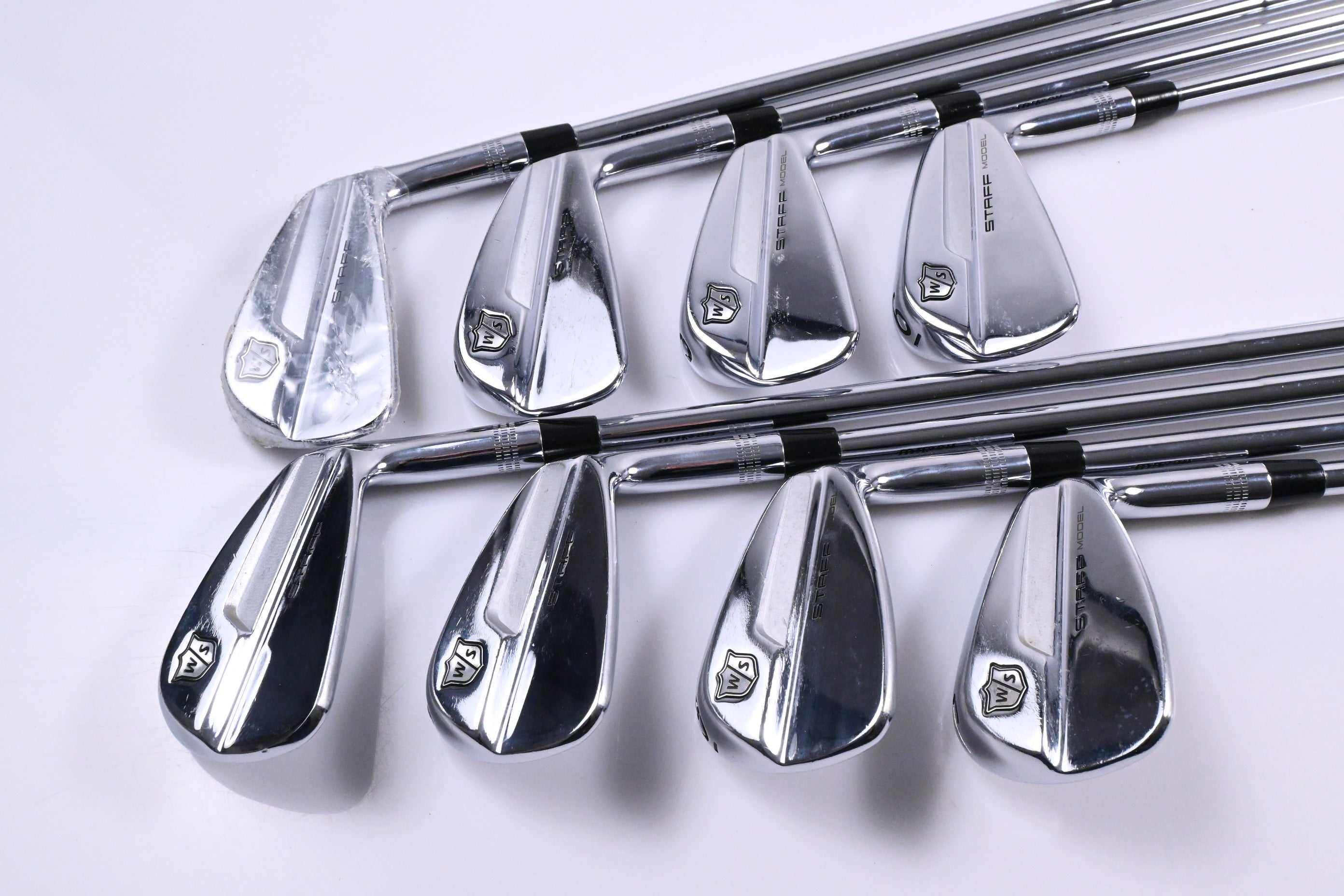 Wilson Staff Model Blade 2019 Irons / 3-PW / X-Flex Dynamic Gold X100 Shafts