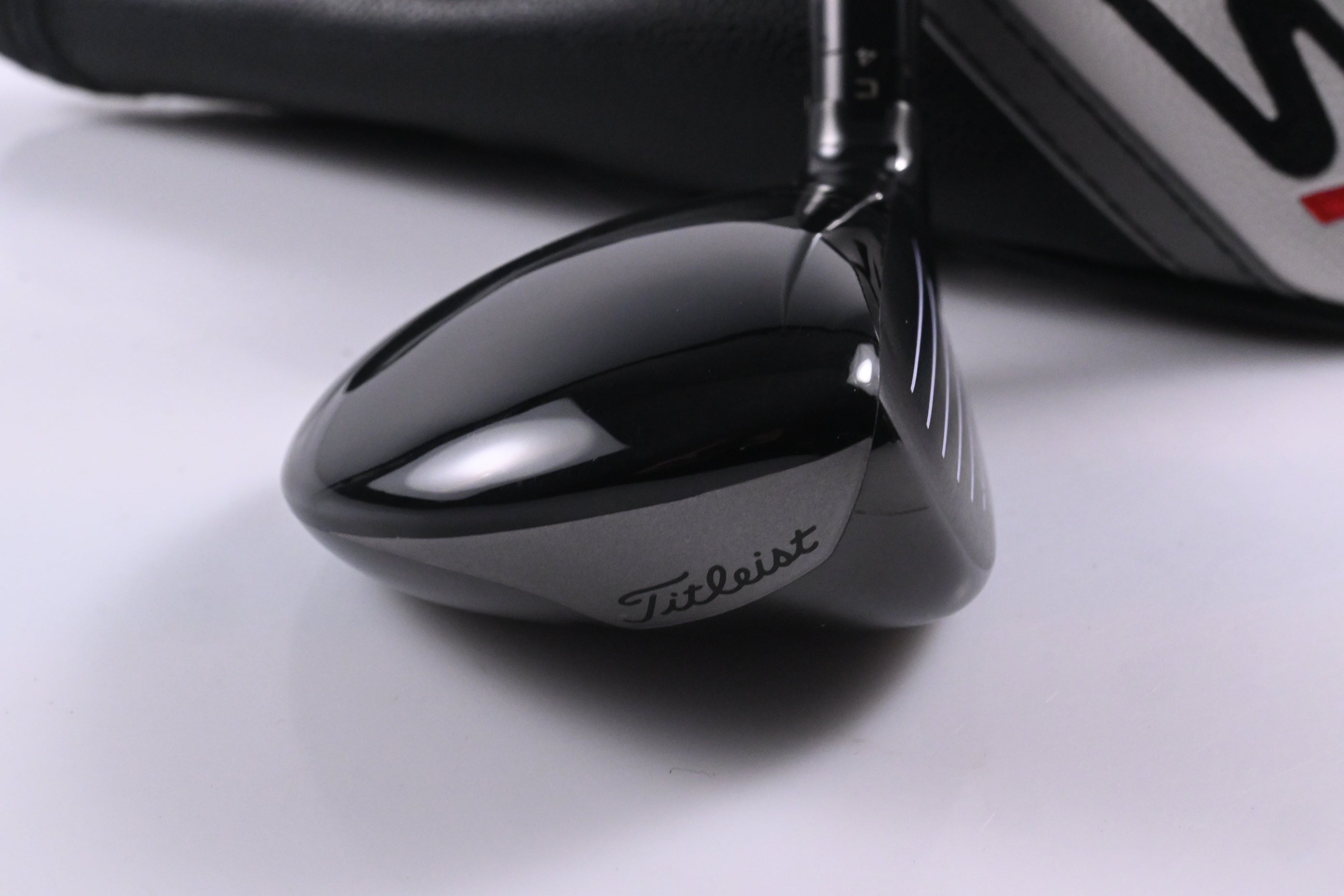 Titleist TSR1 #4 Hybrid / 20 Degree / Senior Flex Aldila Ascent 40 Shaft
