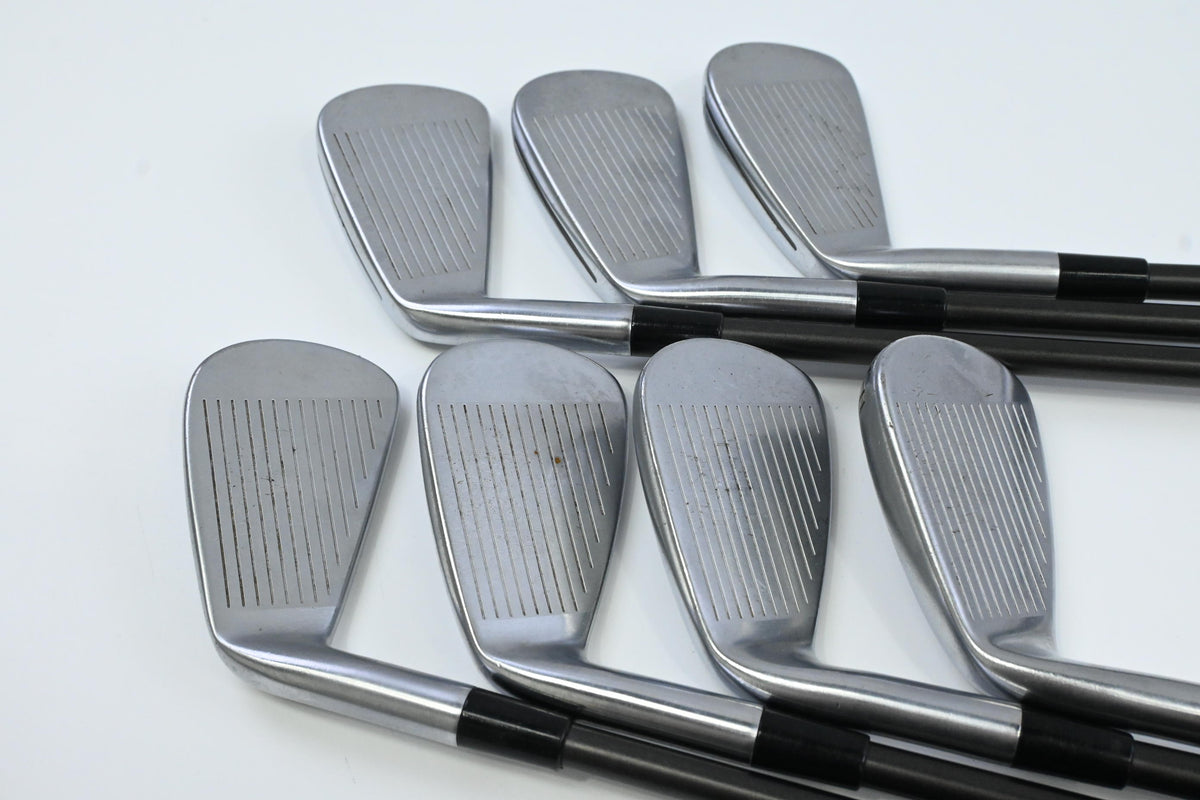 Taylormade P790 2019 Irons / 4-PW / Regular Flex Recoil ES Shafts