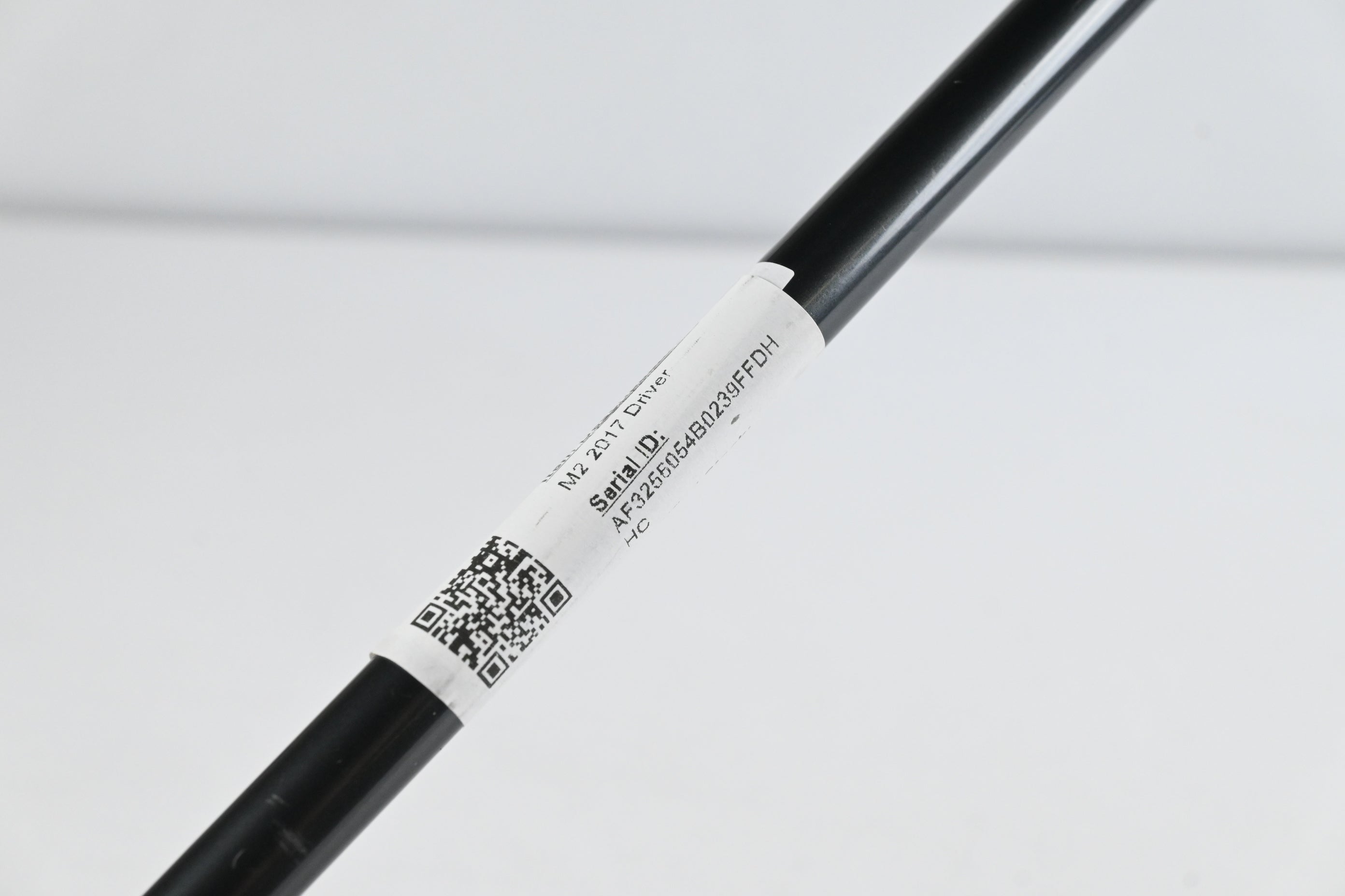 Left Hand Taylormade M2 2017 Driver / 10.5 Degree / Regular Flex Pro XLR8 56