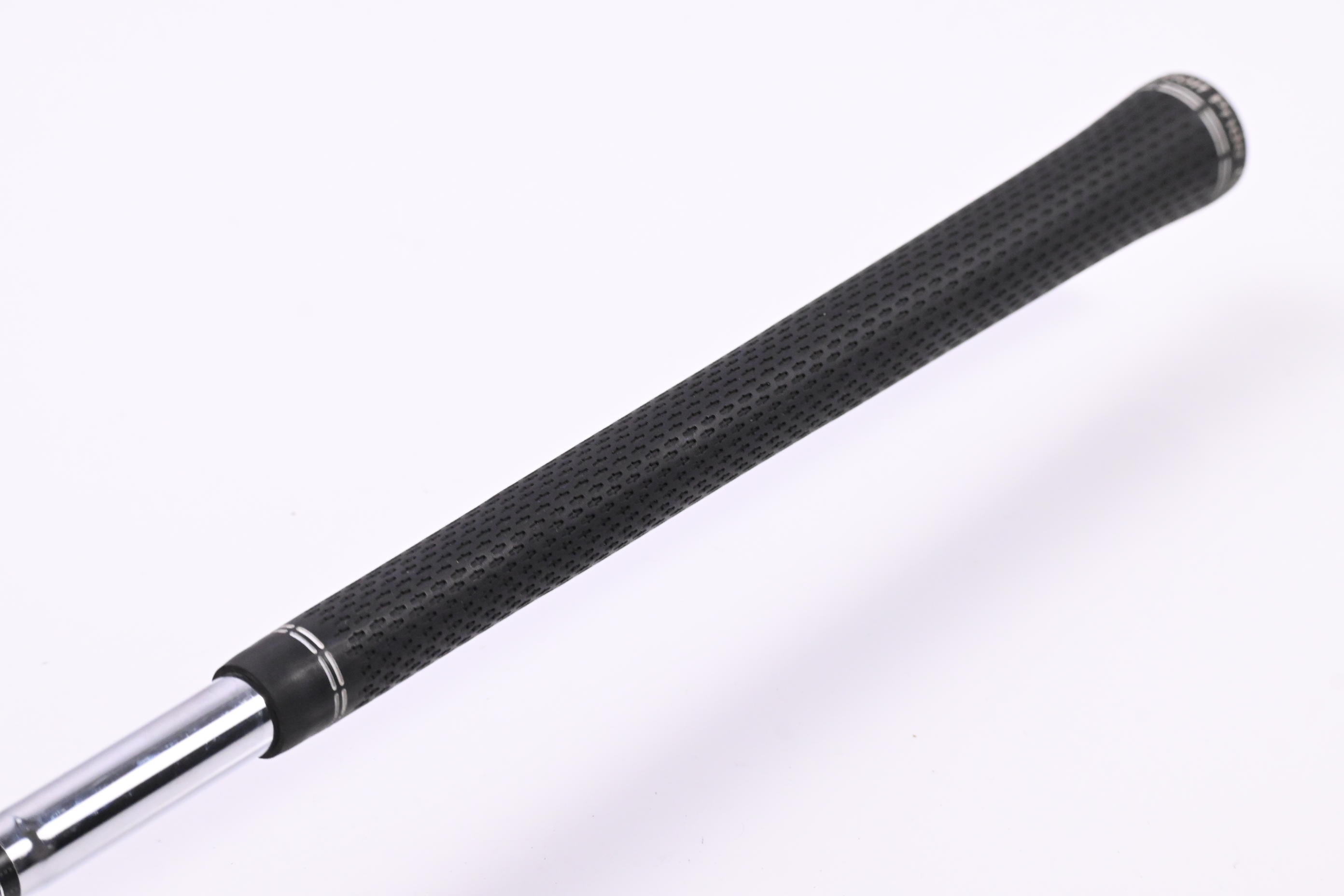 Cleveland Launcher XL #8 Iron / Regular Flex Elevate MPH 95 Shaft