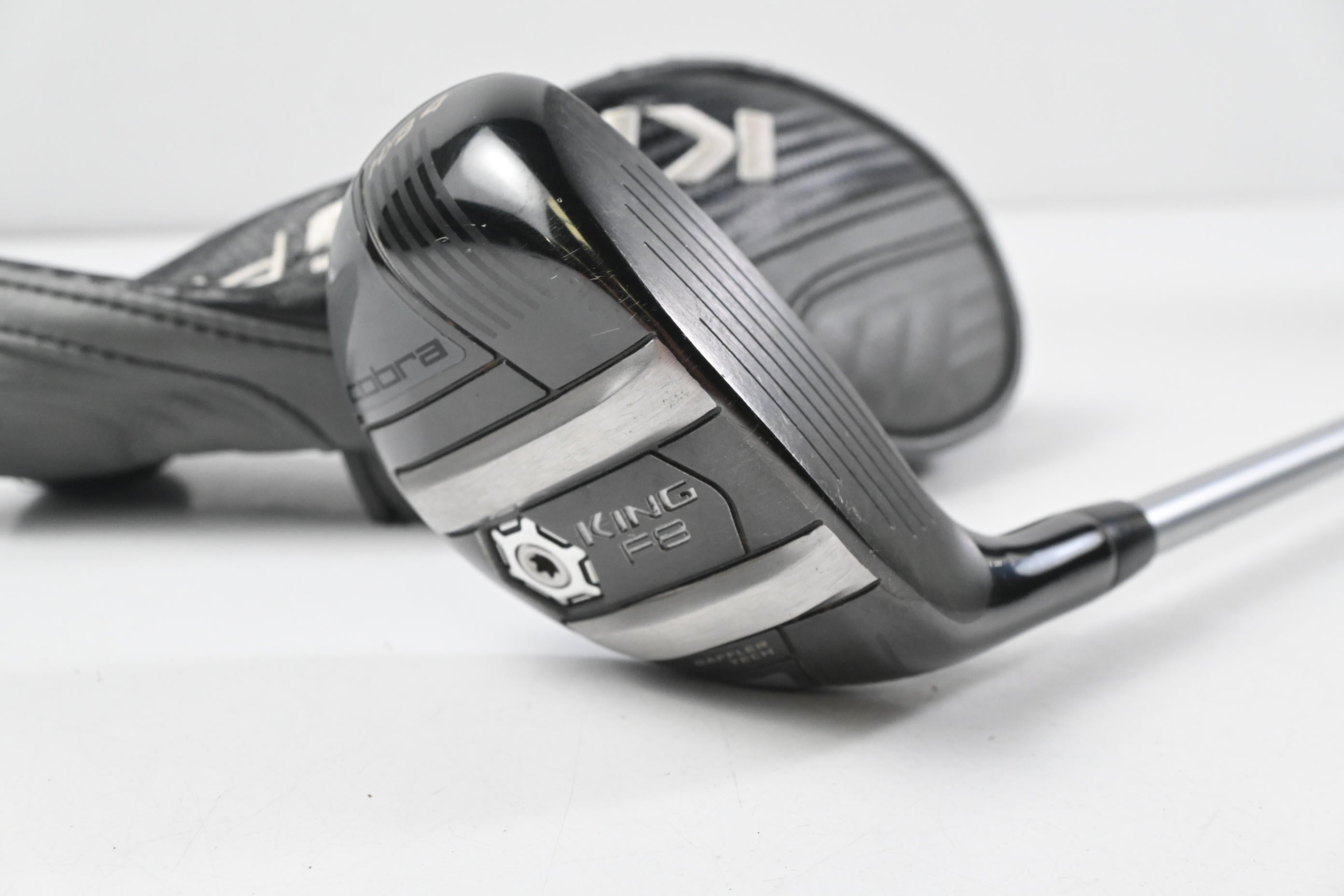 Cobra King F8 #4 Hybrid / 22 Degree / Regular Flex Aldila Rogue Pro 75 Shaft
