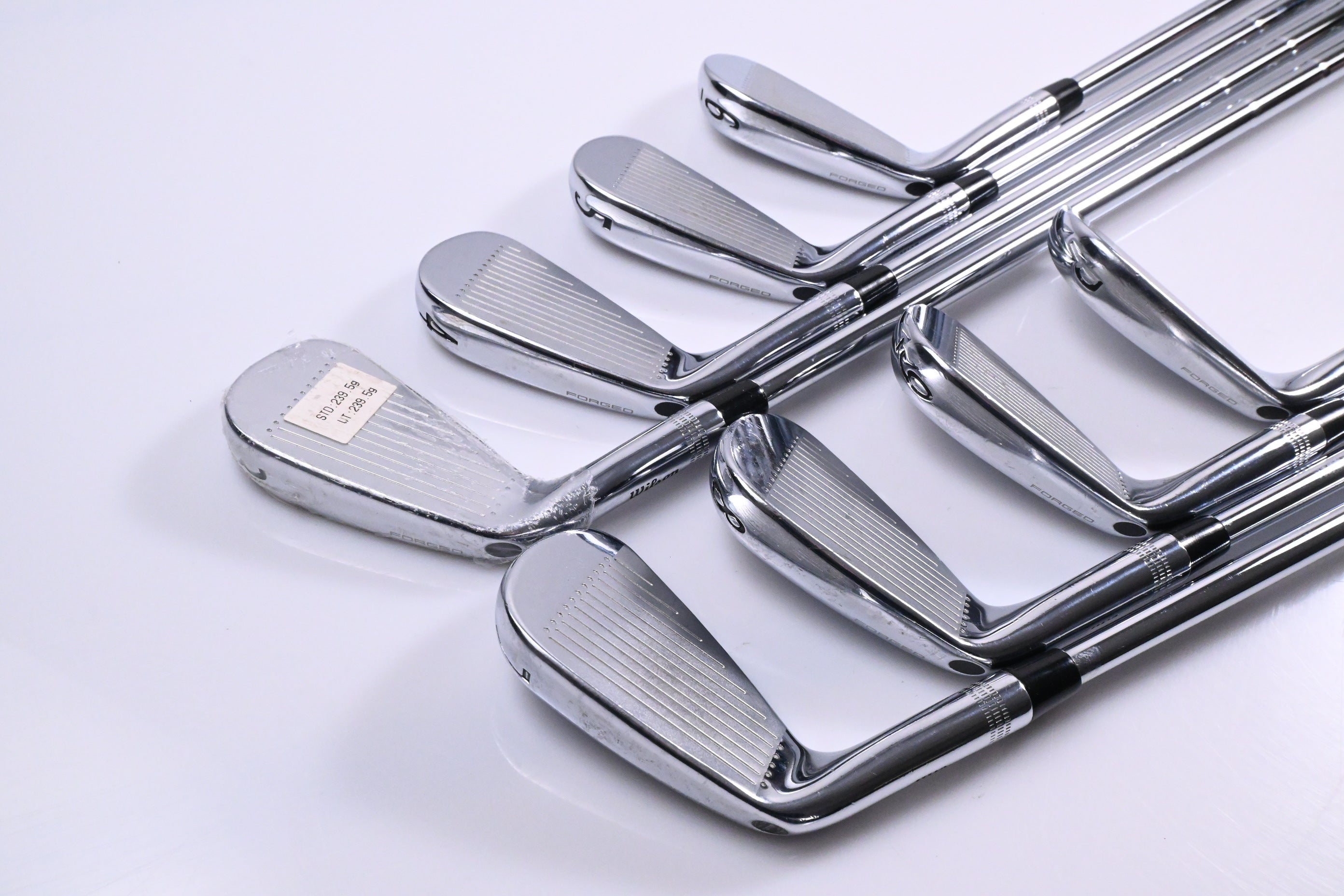 Wilson Staff Model Blade 2019 Irons / 3-PW / X-Flex Dynamic Gold X100 Shafts