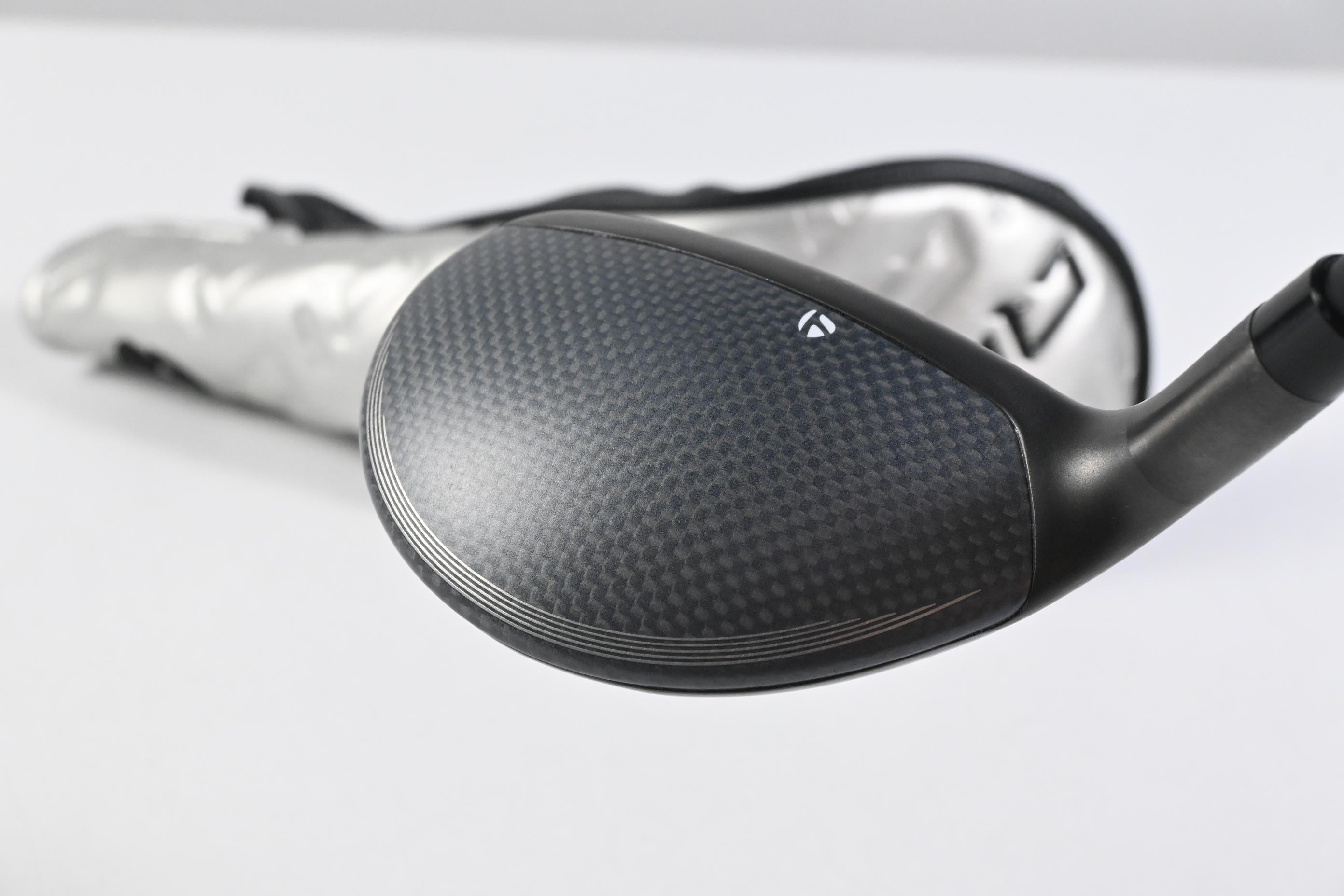Left Hand Taylormade Qi35 Max Lite #4 Hybrid / 23 Degree / Regular Flex Vanquish