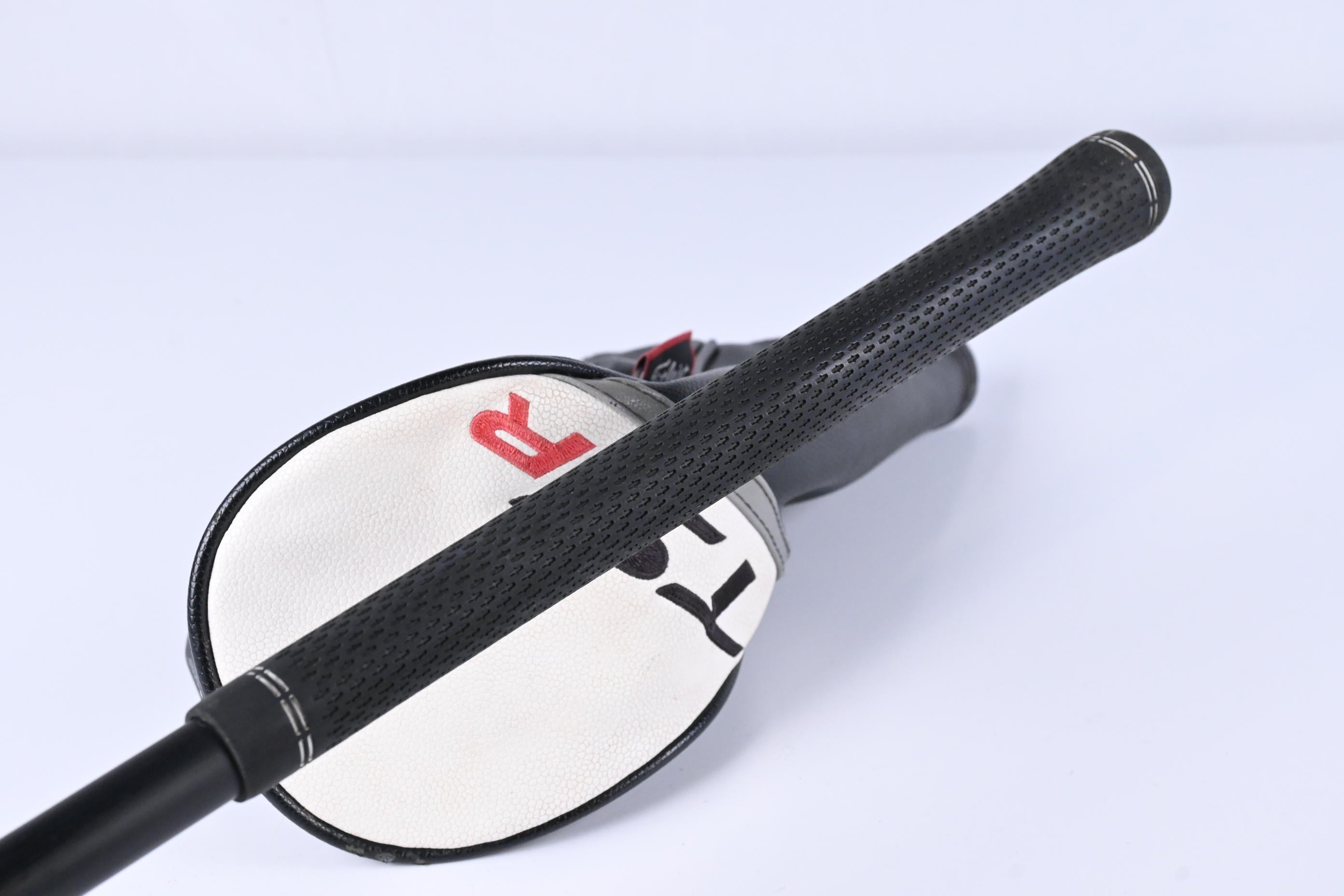 Titleist TSR3 #3 Wood / 15 Degree / Regular Flex HZRDUS CB Red 60 Shaft