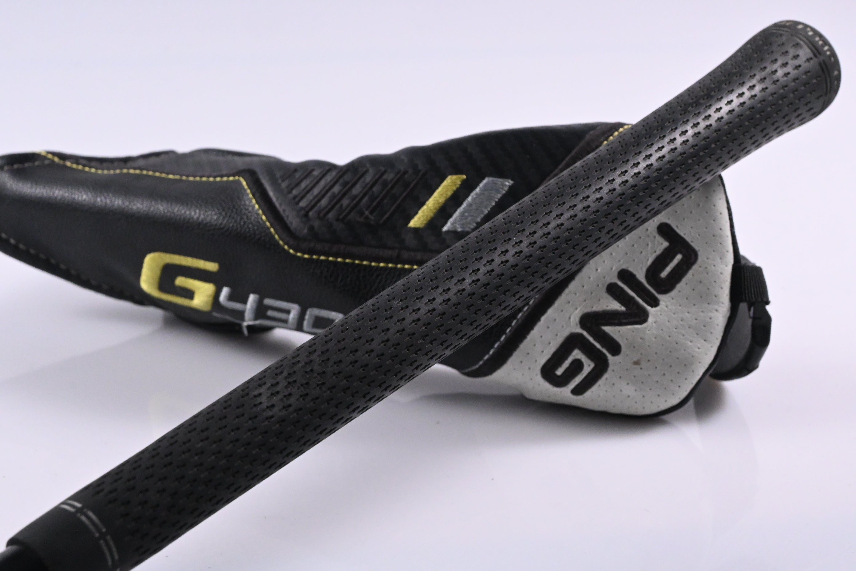 Ping G430 #4 Hybrid / 22 Degree / Regular Flex Ping Alta CB Black 70 Shaft