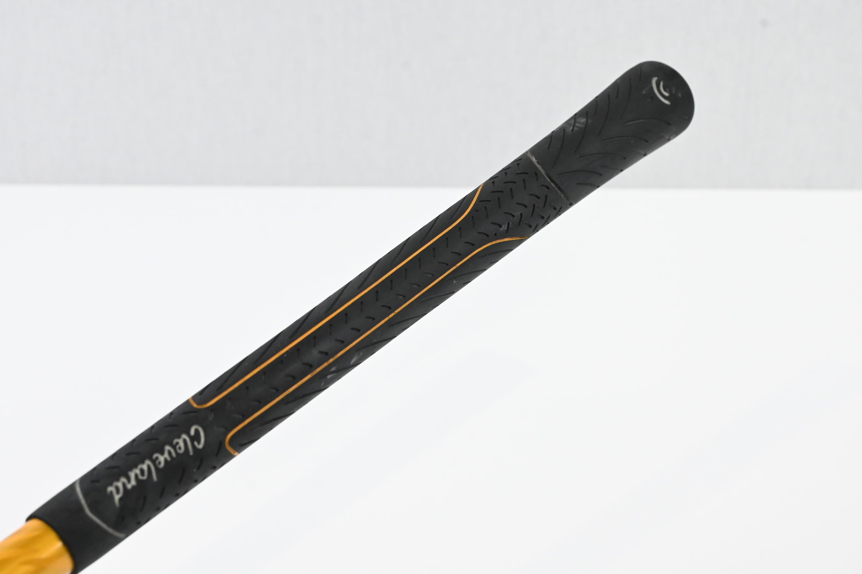 Cleveland HiBore XLS #2 Hybrid / 19 Degree / Regular Flex Fujikura Gold 65