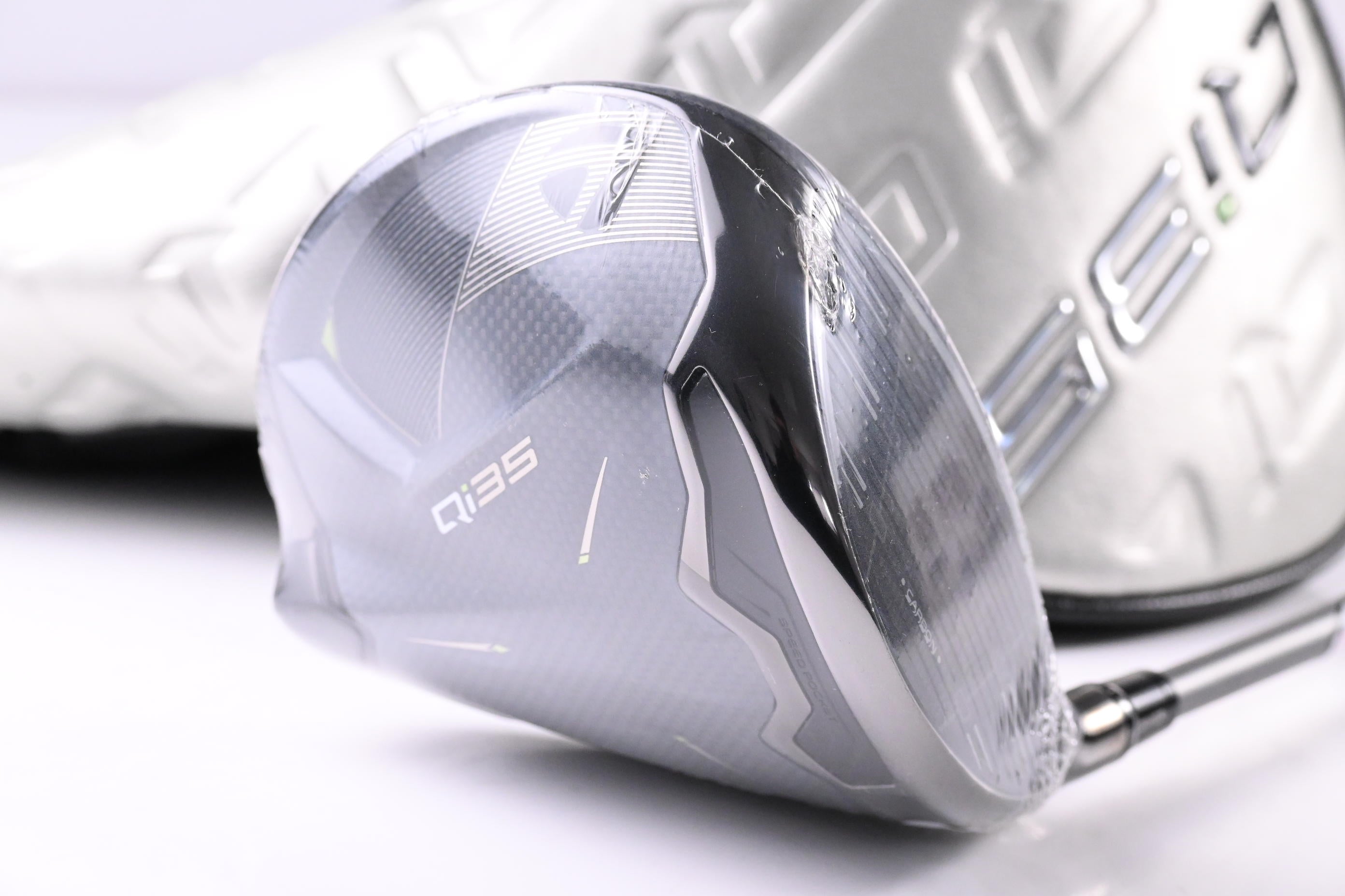 Taylormade Qi35 Max Driver / 12 Degree / Regular Flex Fujikura Air Speeder 50