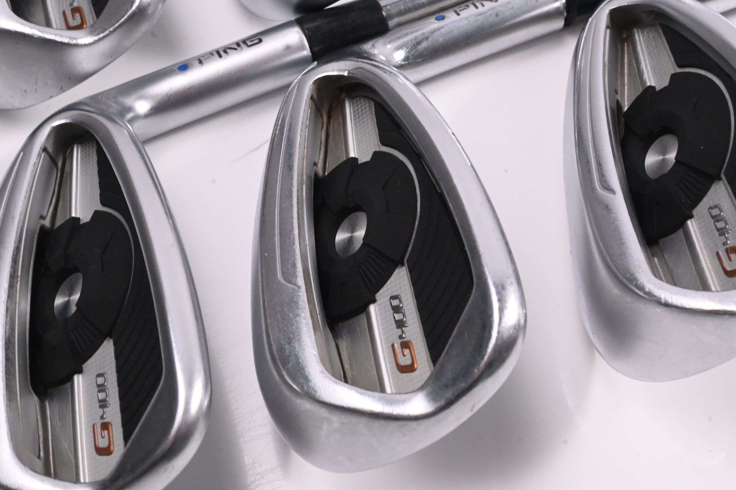 Ping G400 Irons / 7-PW+SW / Blue Dot / Regular Flex Ping CFS Distance Shafts