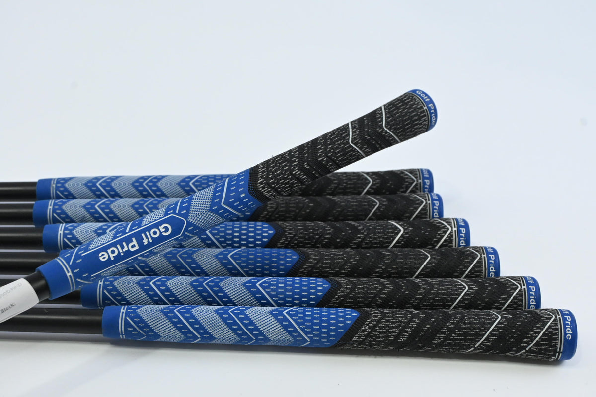 Taylormade P790 2019 Irons / 4-PW / Regular Flex Recoil ES Shafts