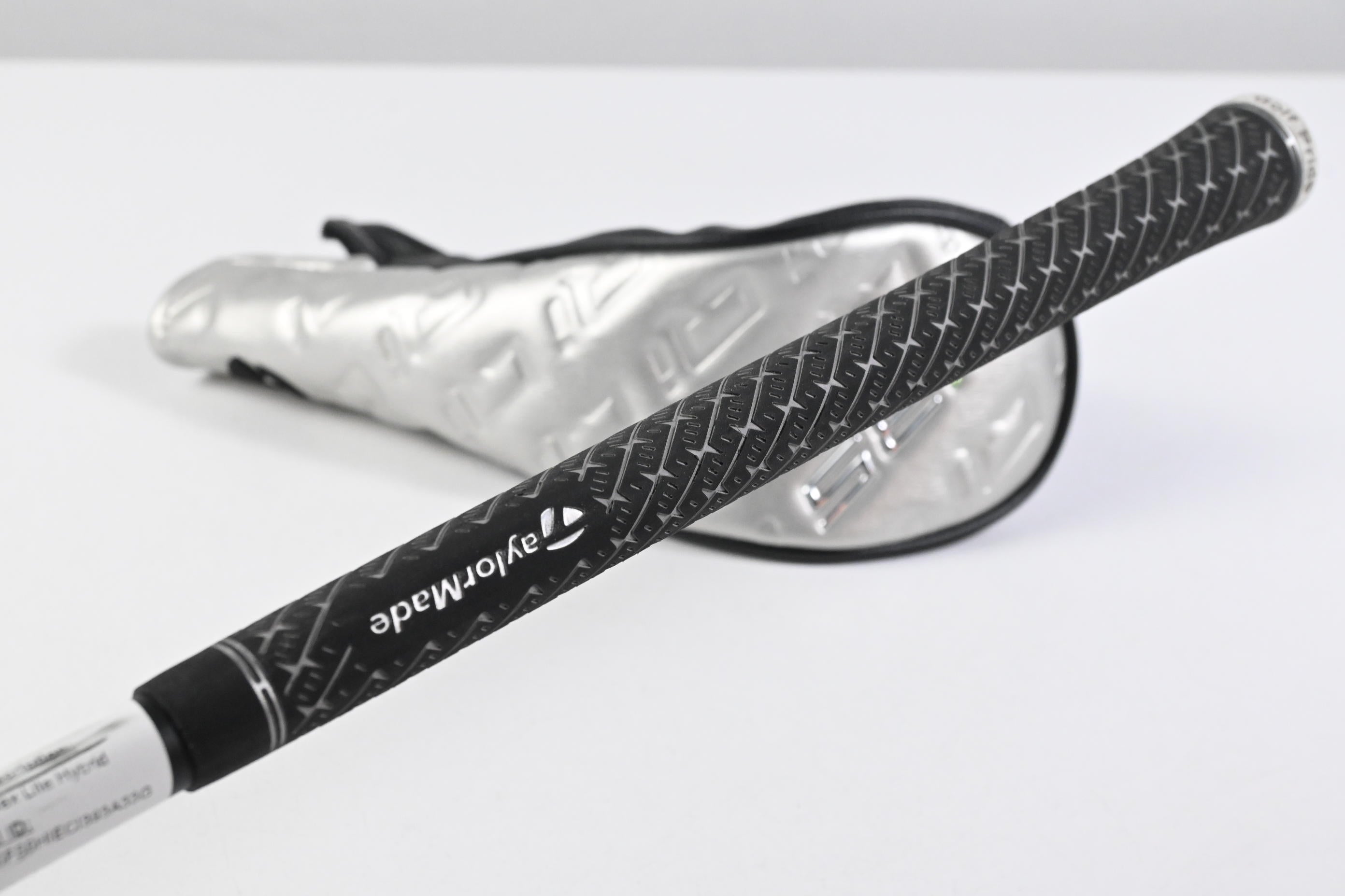 Left Hand Taylormade Qi35 Max Lite #4 Hybrid / 23 Degree / Regular Flex Vanquish