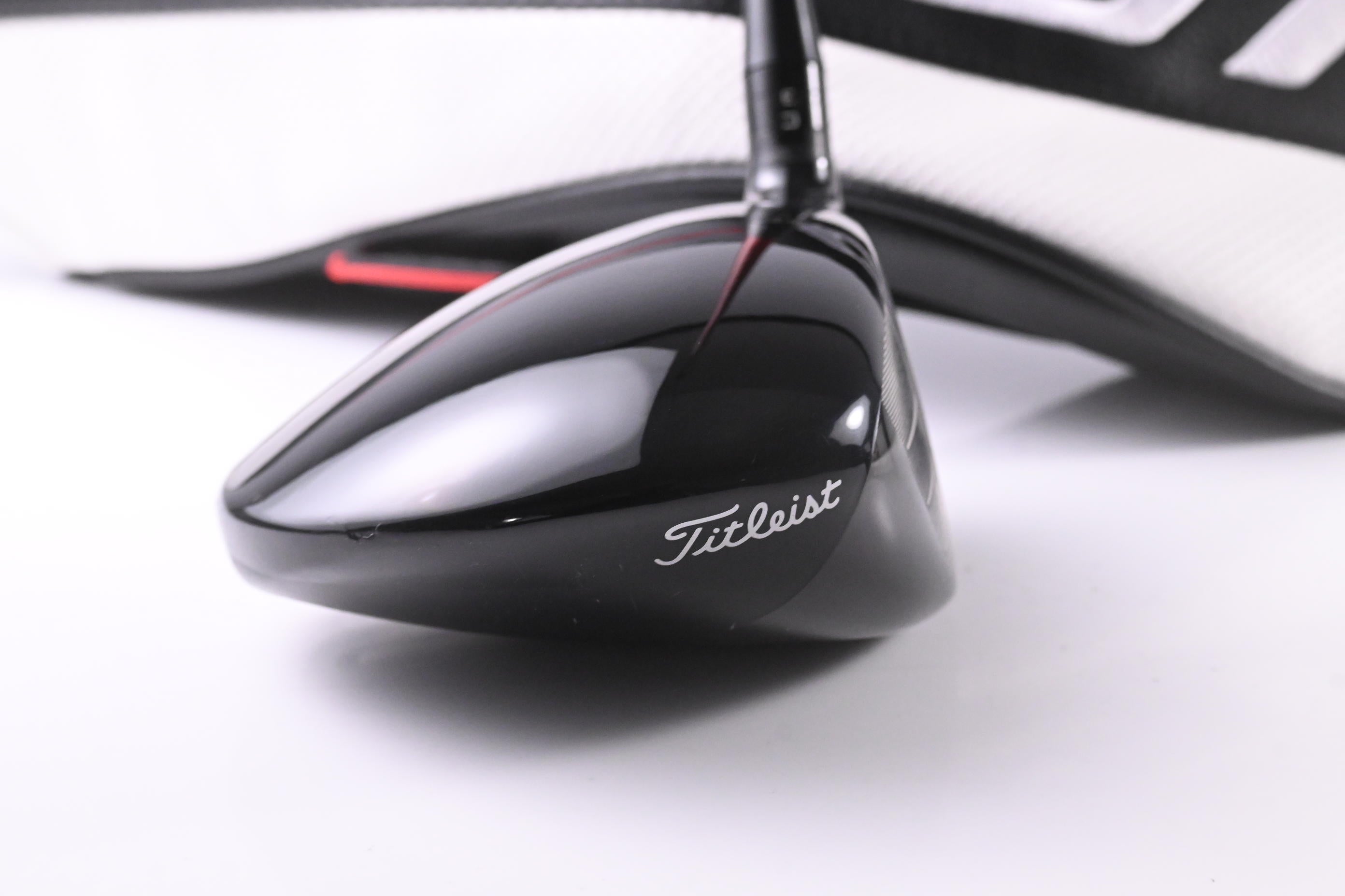 Titleist GT3 Driver / 10 Degree / Regular Flex Project X Denali Red 50 Shaft