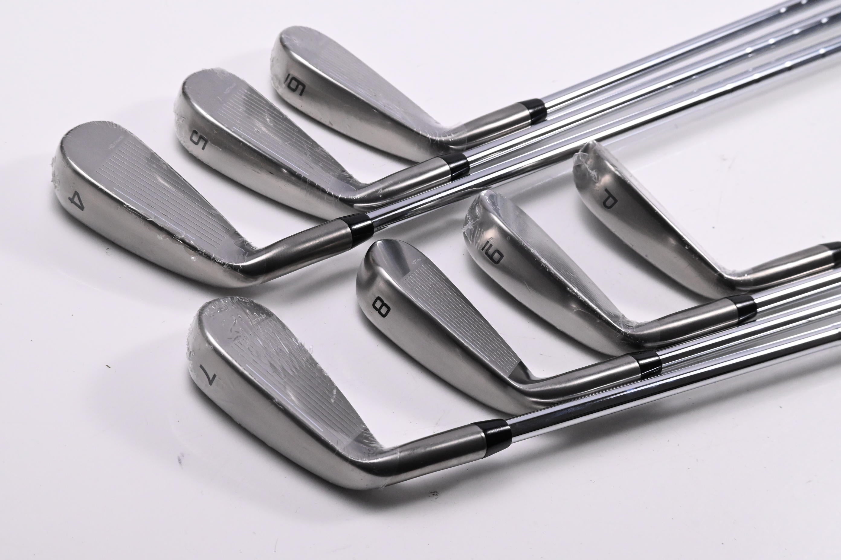 Cobra DS-Adapt Irons / 4-PW / Regular Flex KBS Tour Lite Shafts