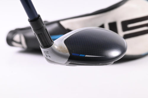 Taylormade SIM2 Max #4 Hybrid / 22 Degree / Regular Flex Ventus Blue 6 Shaft