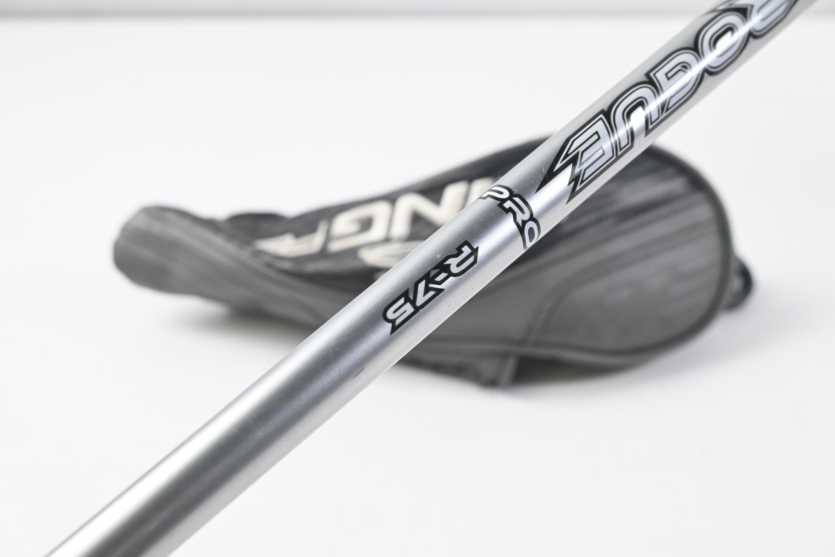 Cobra King F8 #4 Hybrid / 22 Degree / Regular Flex Aldila Rogue Pro 75 Shaft