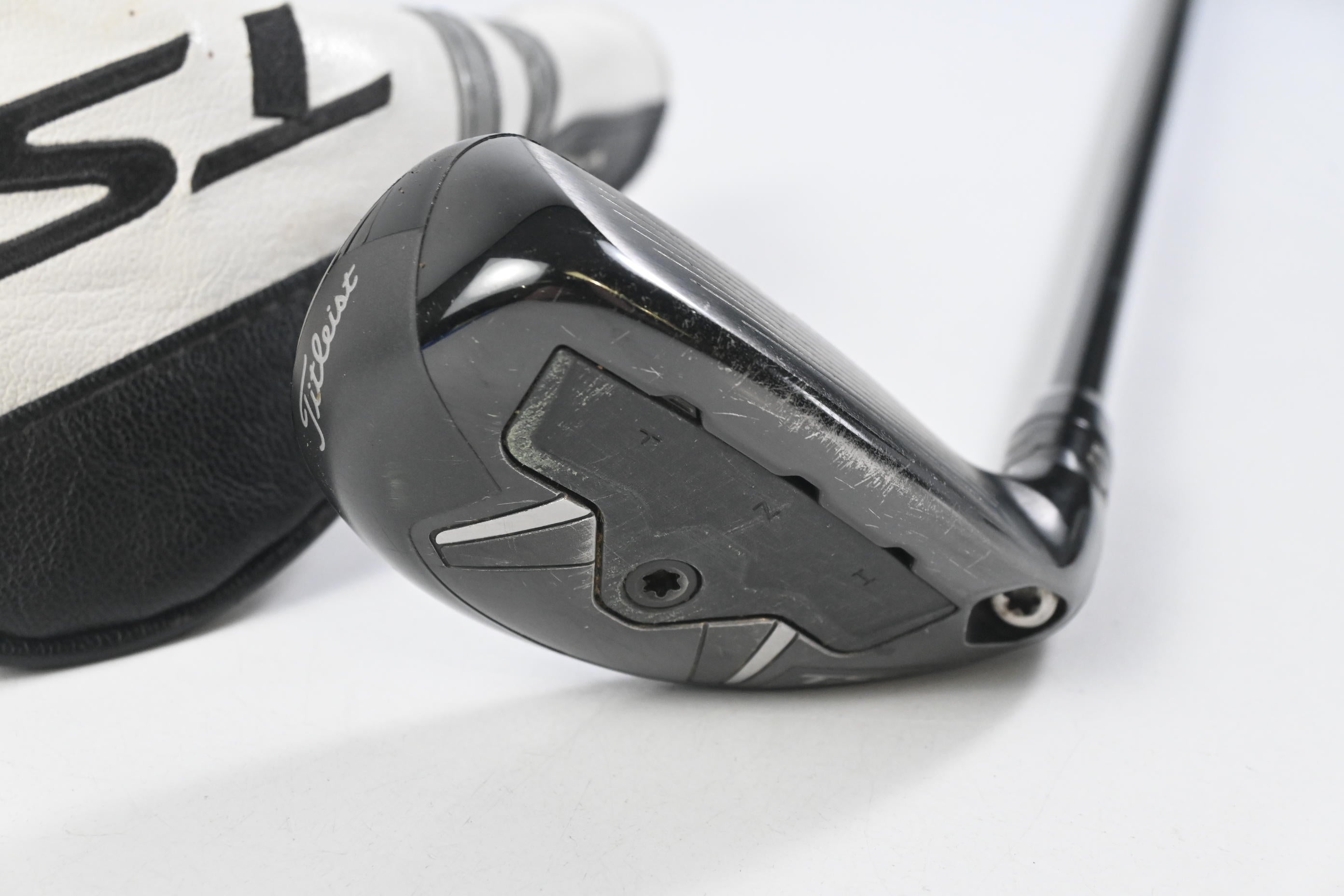 Titleist TSi3 #2 Hybrid / 18 Degree / Stiff Flex HZRDUS Smoke Black RDX 80 Shaft