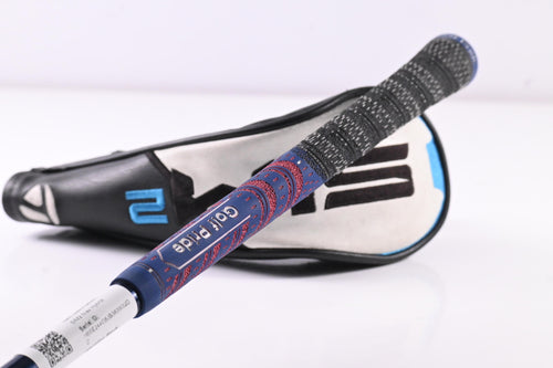 Taylormade SIM2 Max #4 Hybrid / 22 Degree / Regular Flex Ventus Blue 6 Shaft