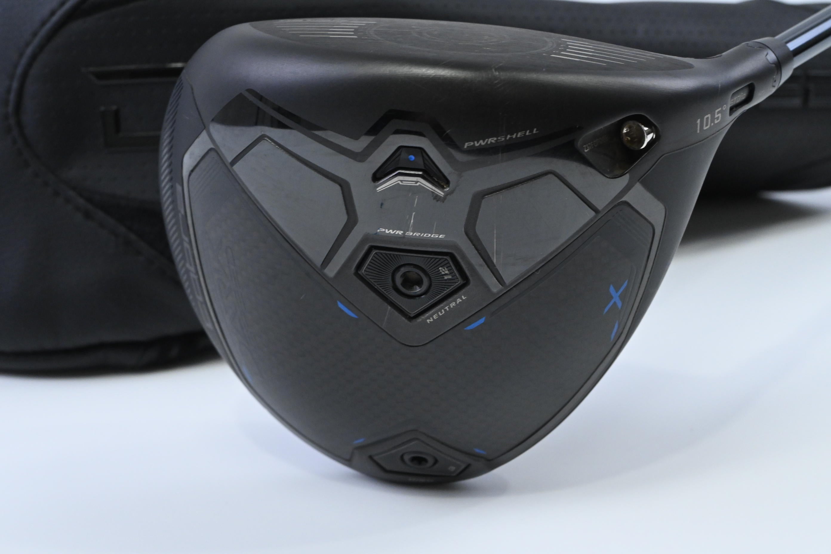 Cobra Darkspeed X Driver / 10.5 Degree / Stiff Flex UST Lin-Q M40X White 6 Shaft
