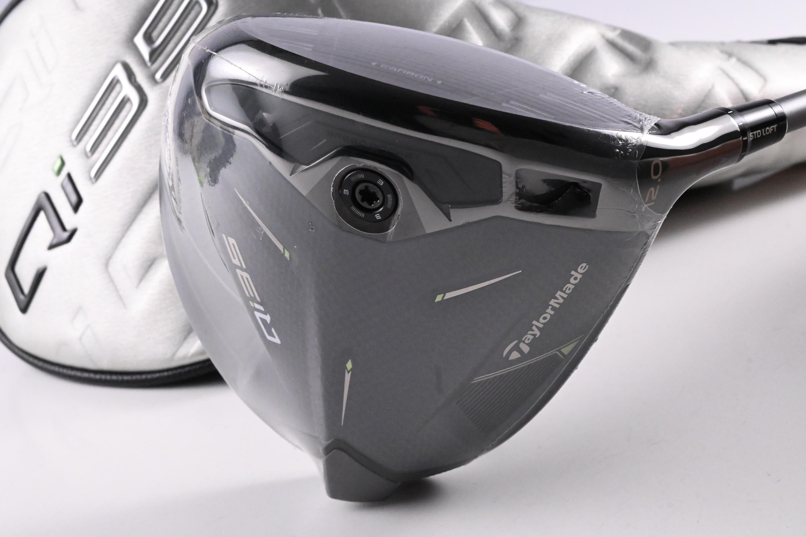 Taylormade Qi35 Driver / 12 Degree / Regular Flex Fujikura Air Speeder 50 Shaft