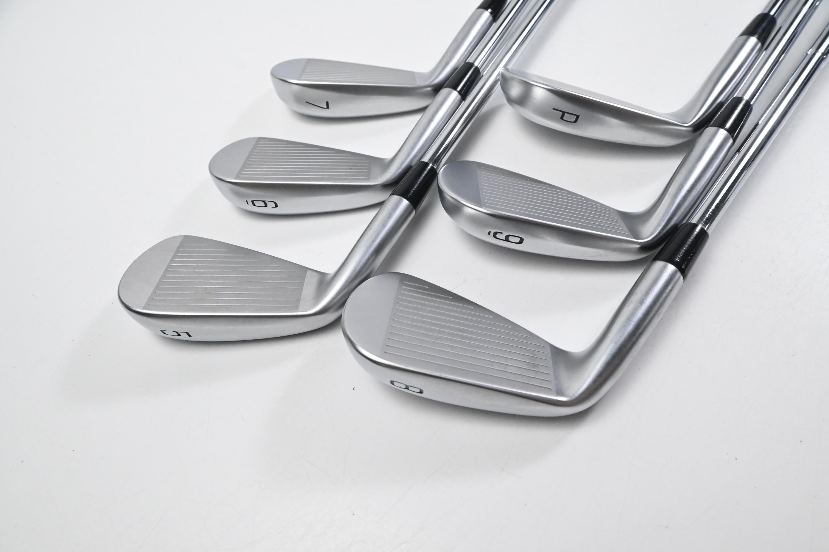 Mizuno JPX 925 Forged Irons / 5-PW / Stiff Flex Dynamic Gold S300 MID 115 Shafts