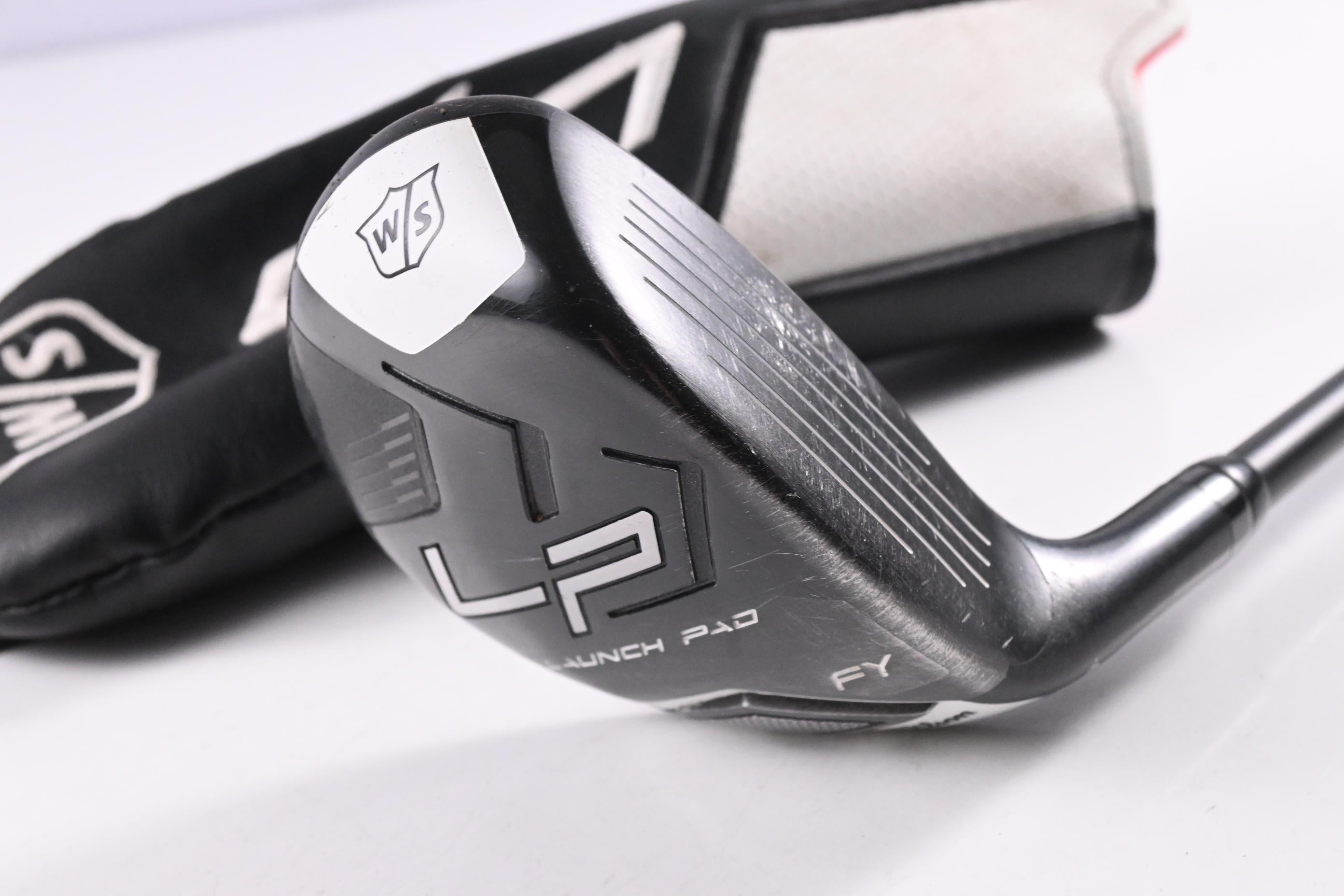 Wilson Staff Launch Pad #3 Hybrid / 19.5 Degree / Senior Flex Helium Black 65