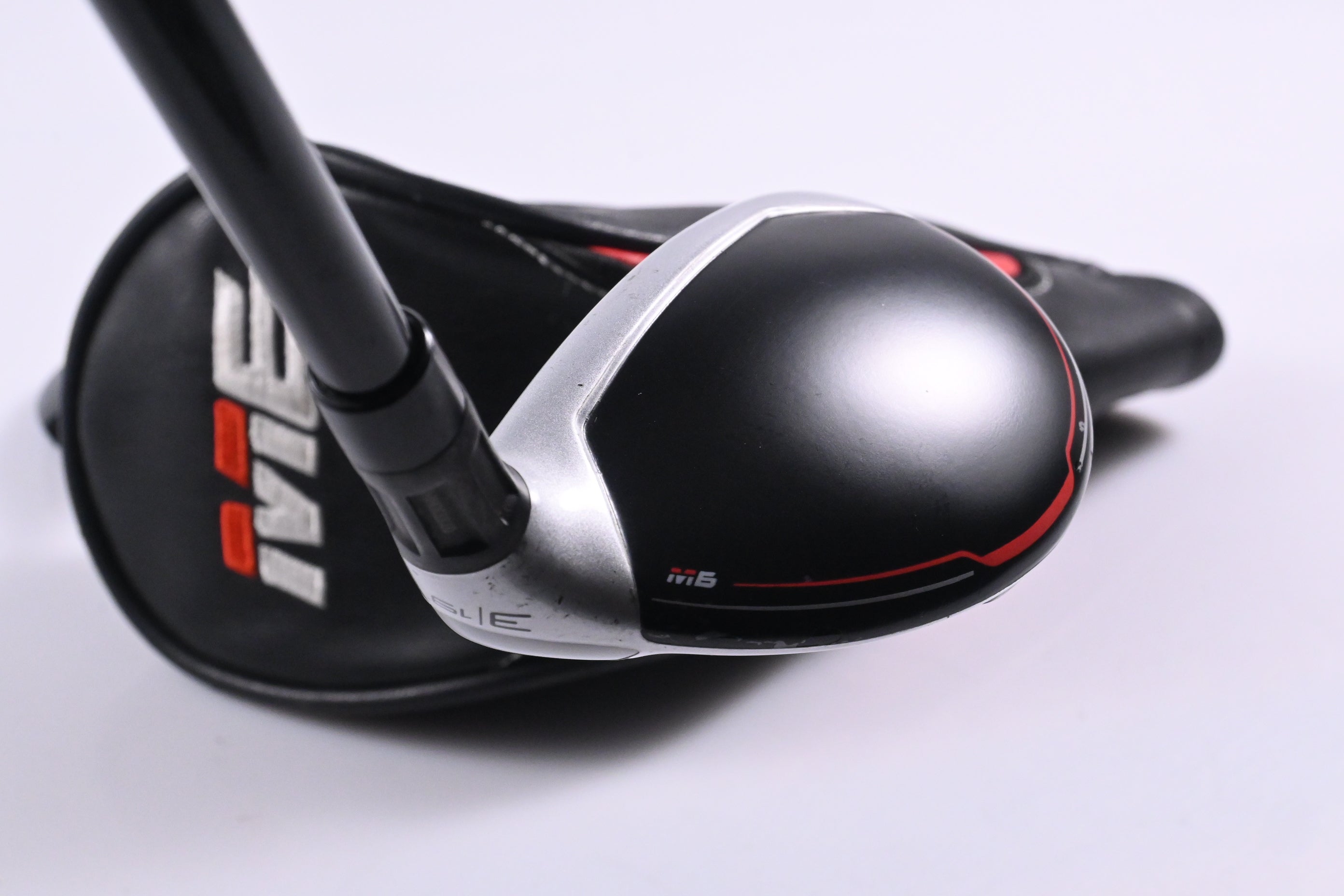 Taylormade M6 #3 Hybrid / 19 Degree / Regular Flex Fujikura Atmos Orange 6 Shaft