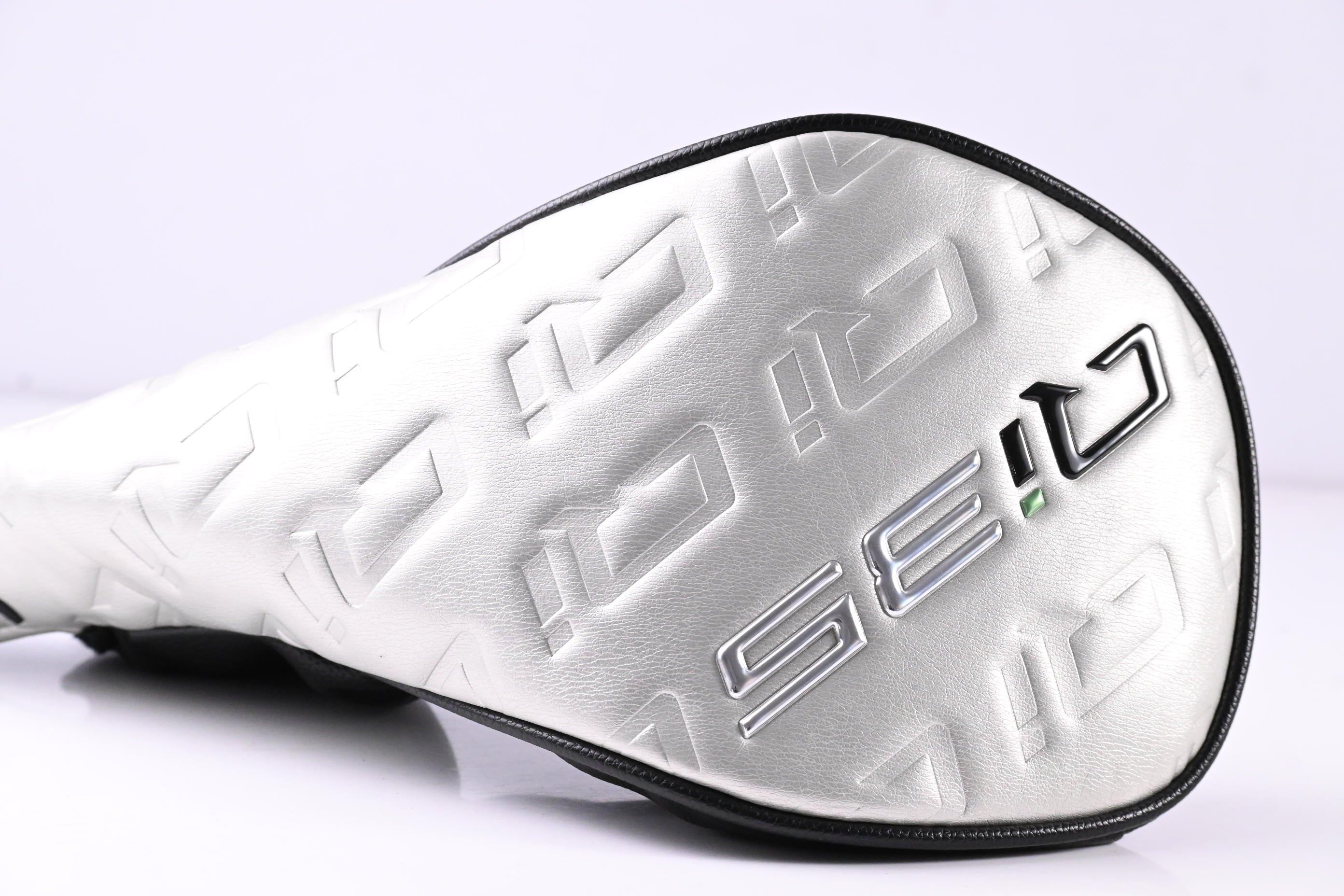 Taylormade Qi35 Max Driver / 12 Degree / Regular Flex Fujikura Air Speeder 50