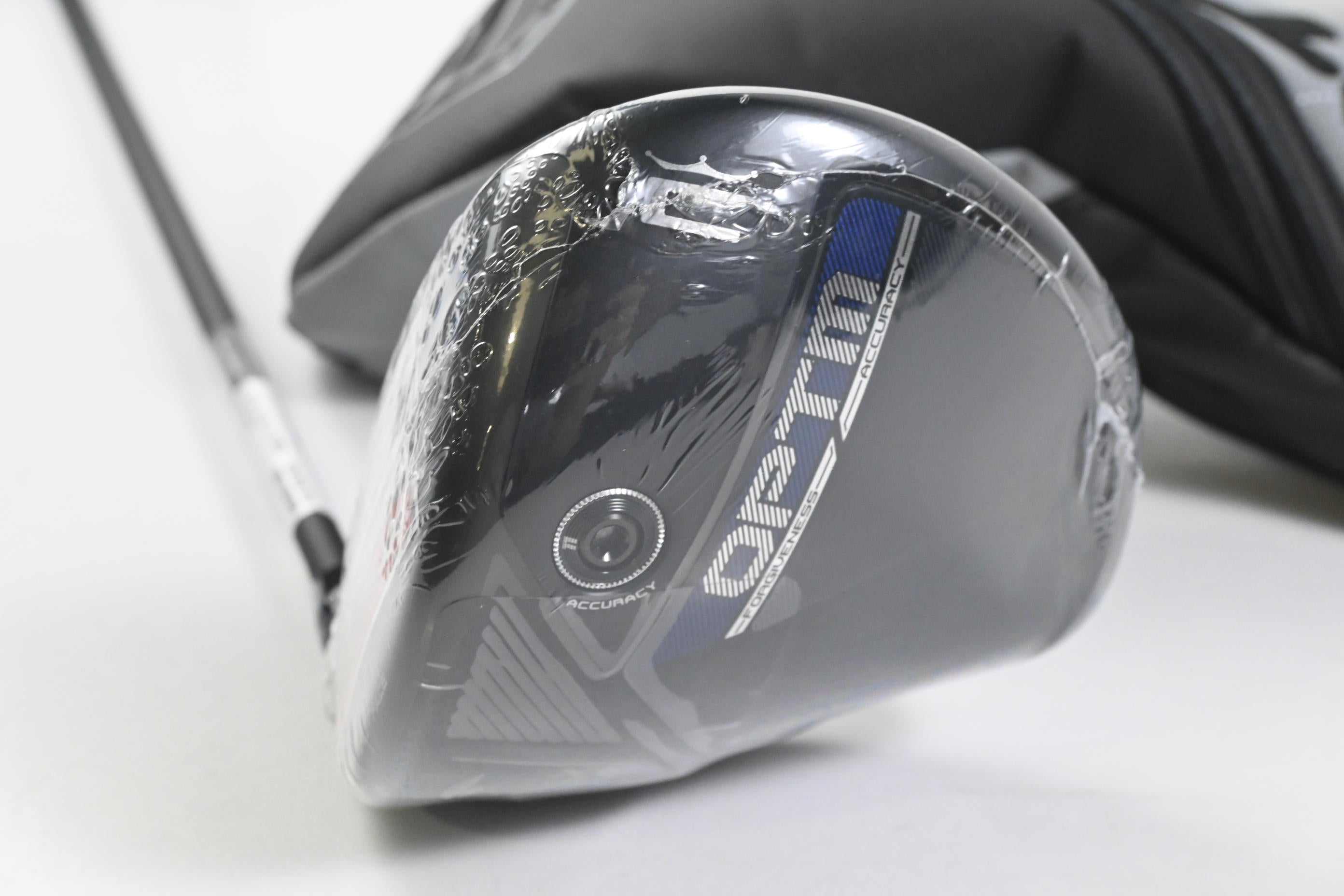 Left Hand Cobra OPTM X Driver / 10.5 Degree / Regular Flex Kai'li Dark Waves 60