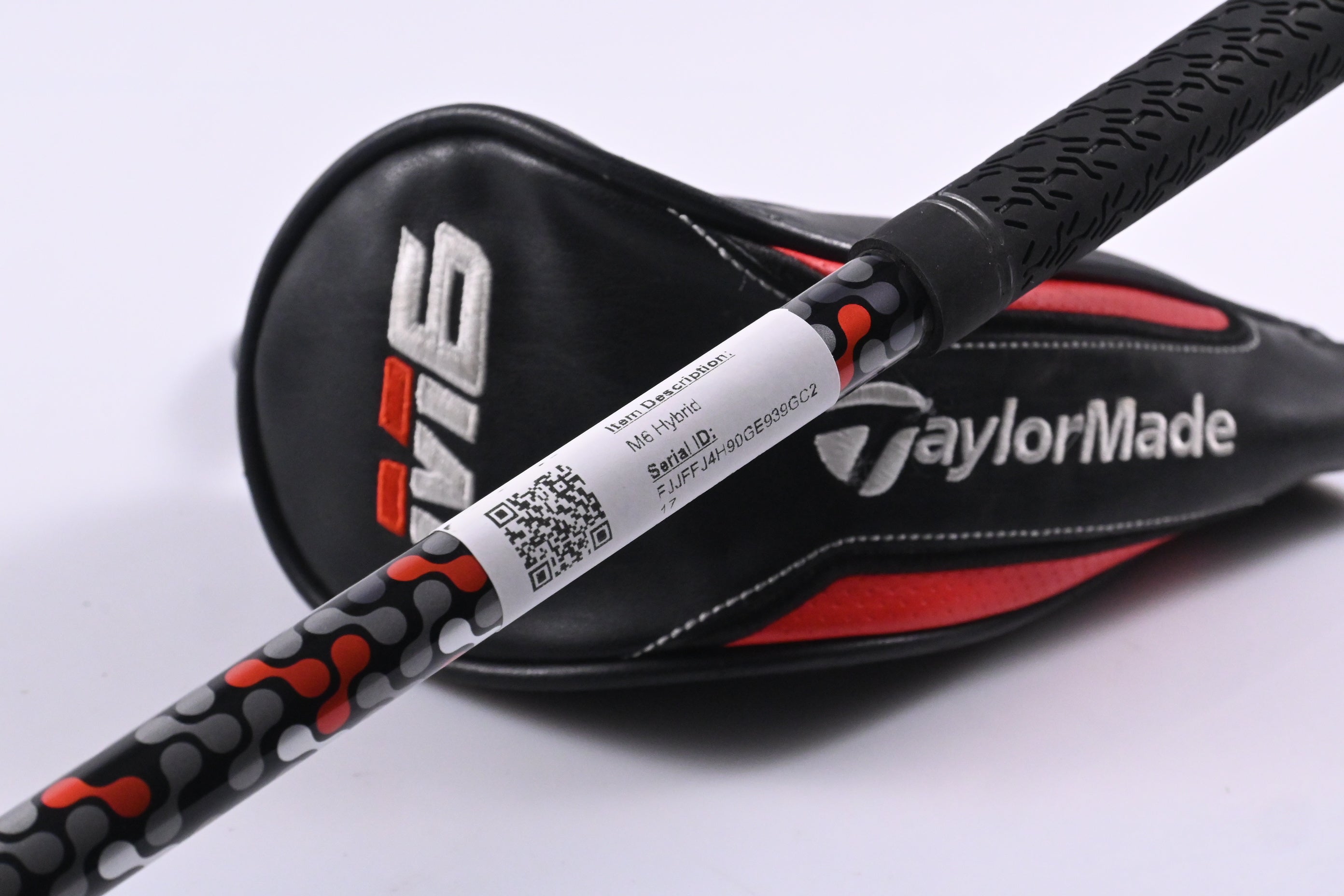Taylormade M6 #3 Hybrid / 19 Degree / Regular Flex Fujikura Atmos Orange 6 Shaft