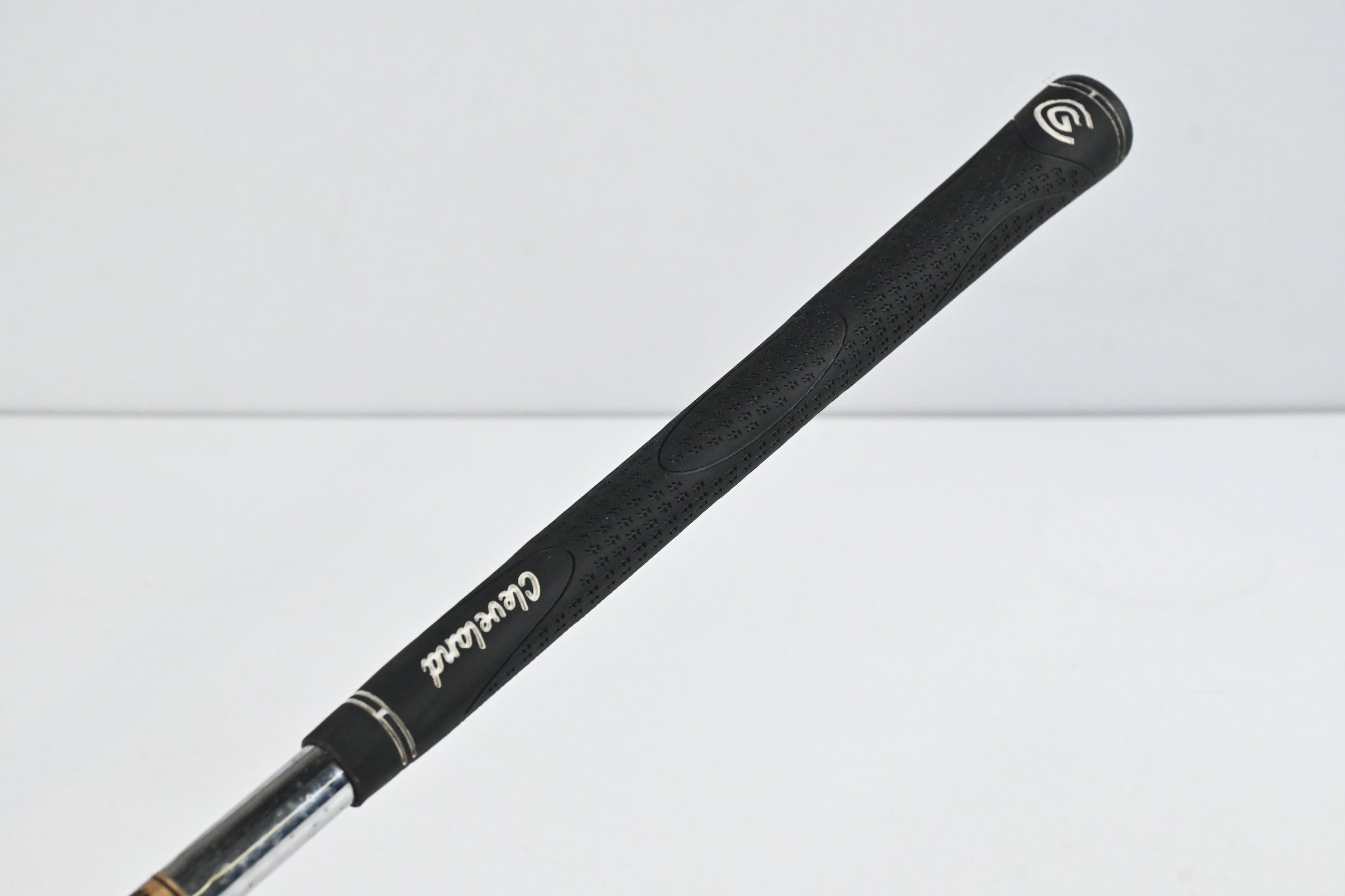 Cleveland 588 Tour Action Gap Wedge / 53 Degree / Stiff Flex Dynamic Gold Shaft