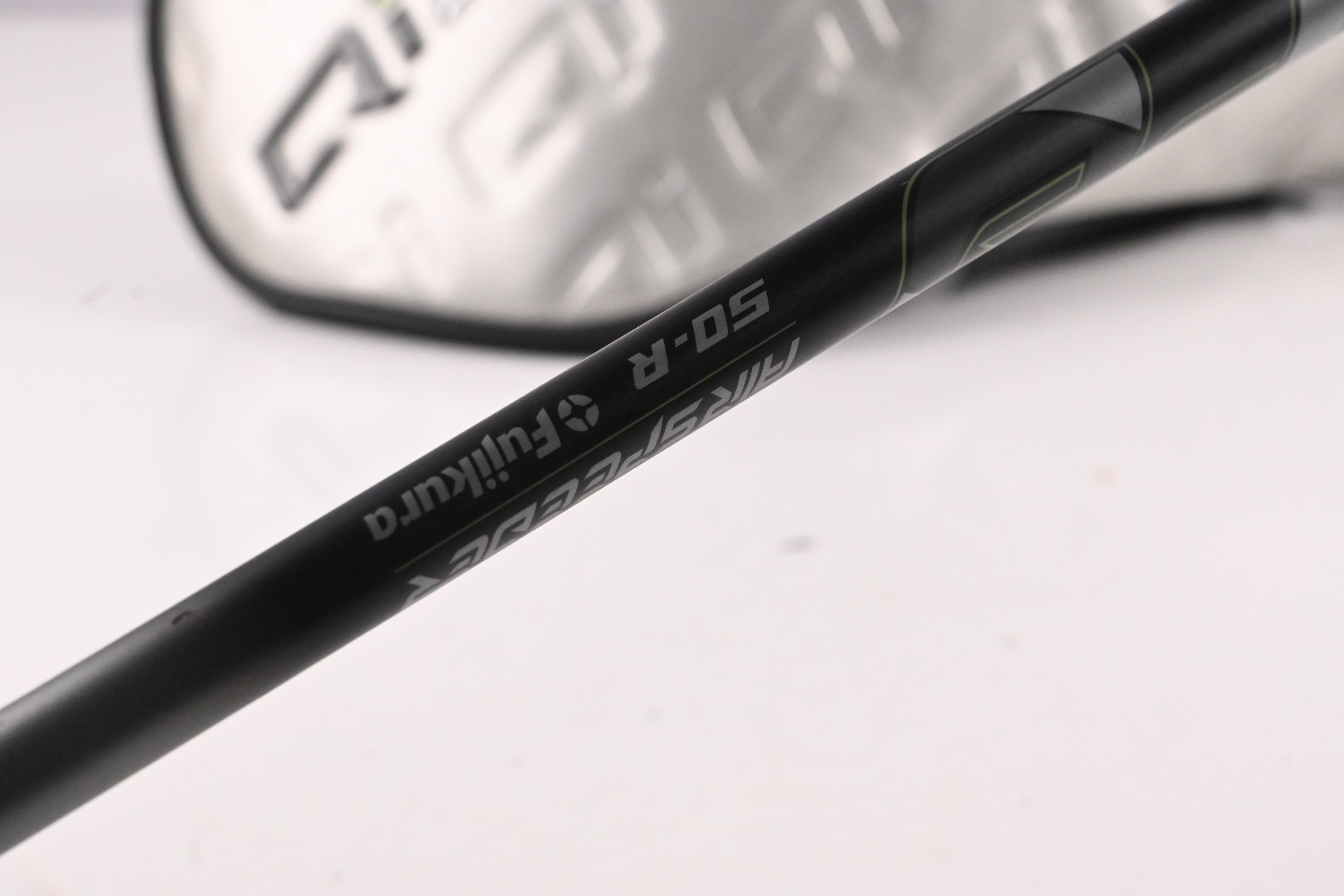 Taylormade Qi35 Driver / 10.5 Degree / Regular Flex Fujikura Air Speeder 50