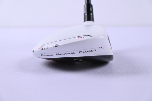 Taylormade R11S #3 Wood / 15.5 Degree / Stiff Flex Fujikura Blur 70 Shaft