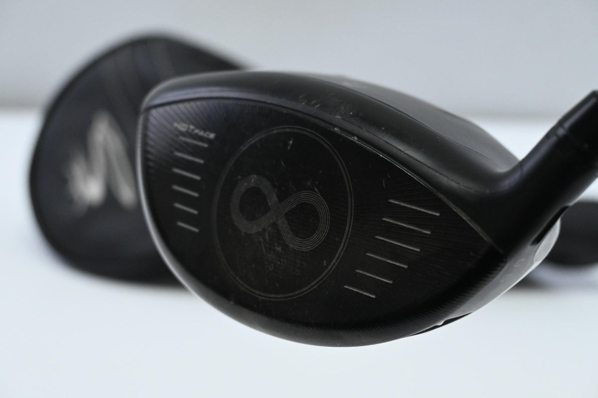 Cobra LTDx LS Driver / 9 Degree / X-Flex Tensei AV Raw White 65 Shaft