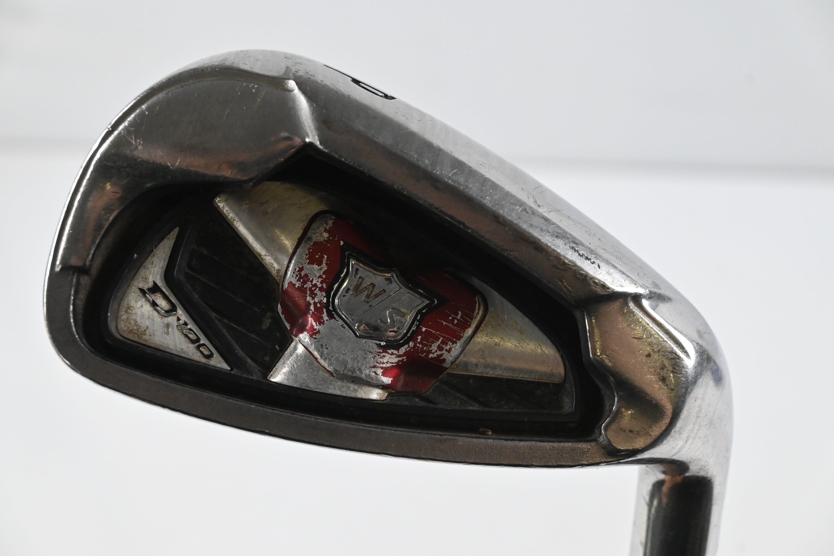 Wilson D100 Pitching Wedge / 43 Degree / Regular Flex Matrix Studio 6.1 Shaft